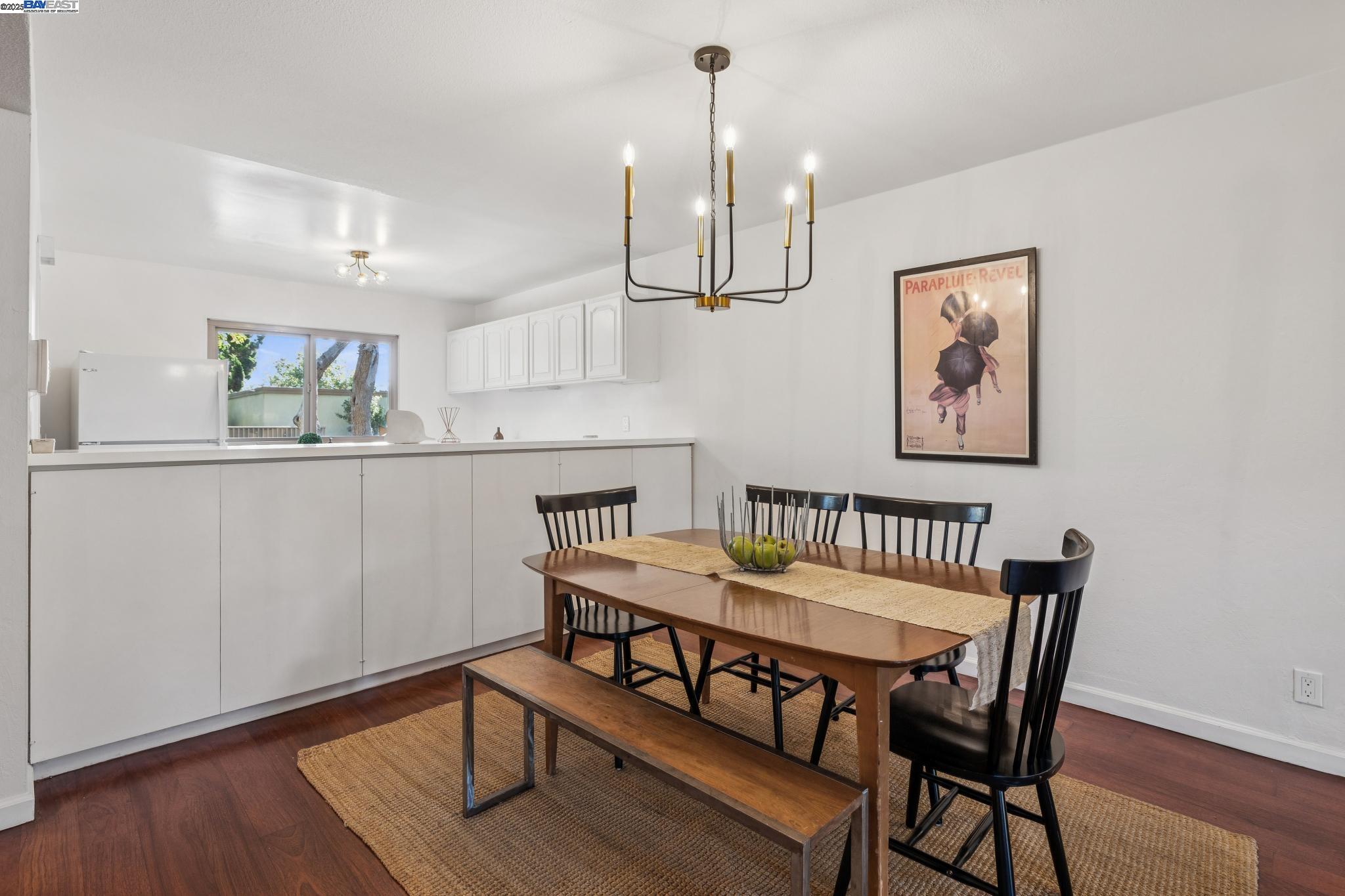 Photo #4: 41115743 Listing: Photo #4