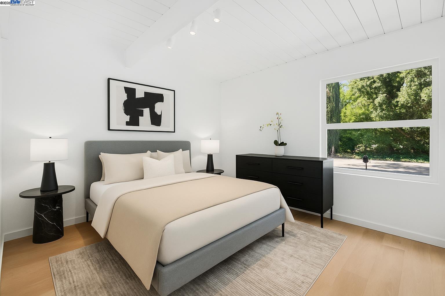 Detail Gallery Image 8 of 22 For 1781 Gilardy Dr, Concord,  CA 94518 - 5 Beds | 3 Baths