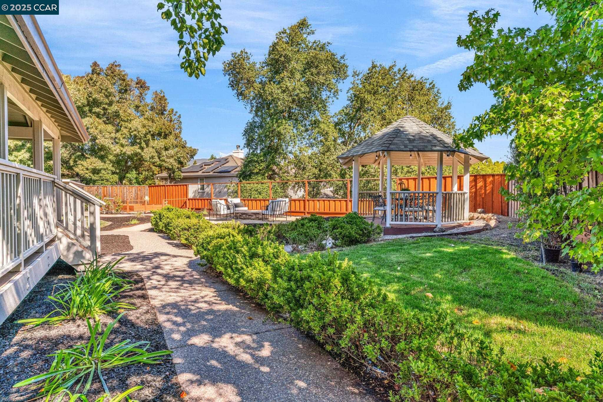 Detail Gallery Image 38 of 47 For 33 Bottlebrush Court, Danville,  CA 94506 - 3 Beds | 2 Baths