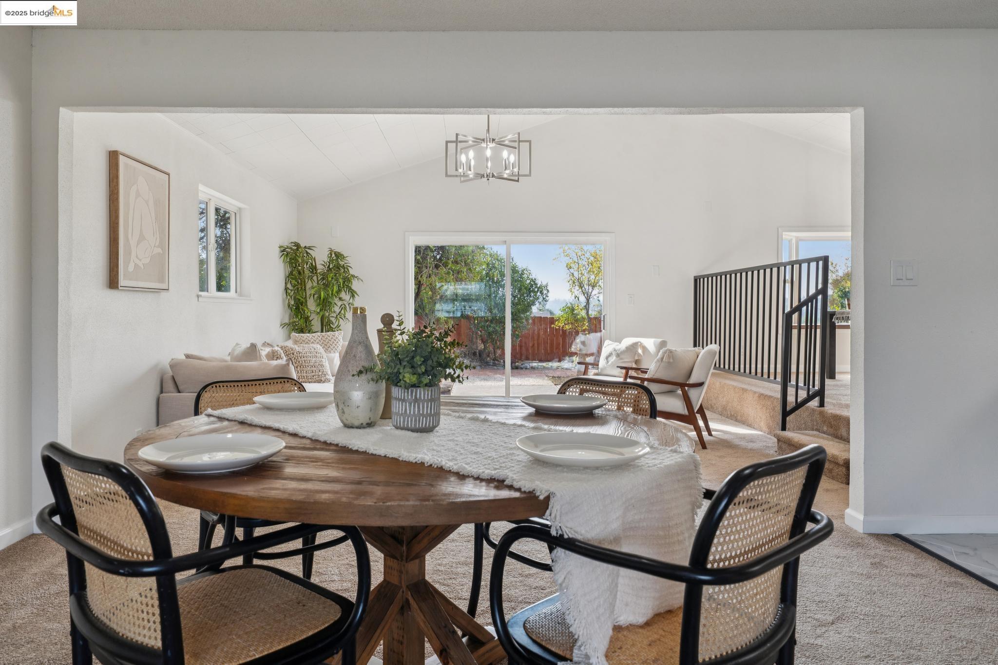 Detail Gallery Image 9 of 41 For 127 Seville St, Vallejo,  CA 94591 - 4 Beds | 2/1 Baths