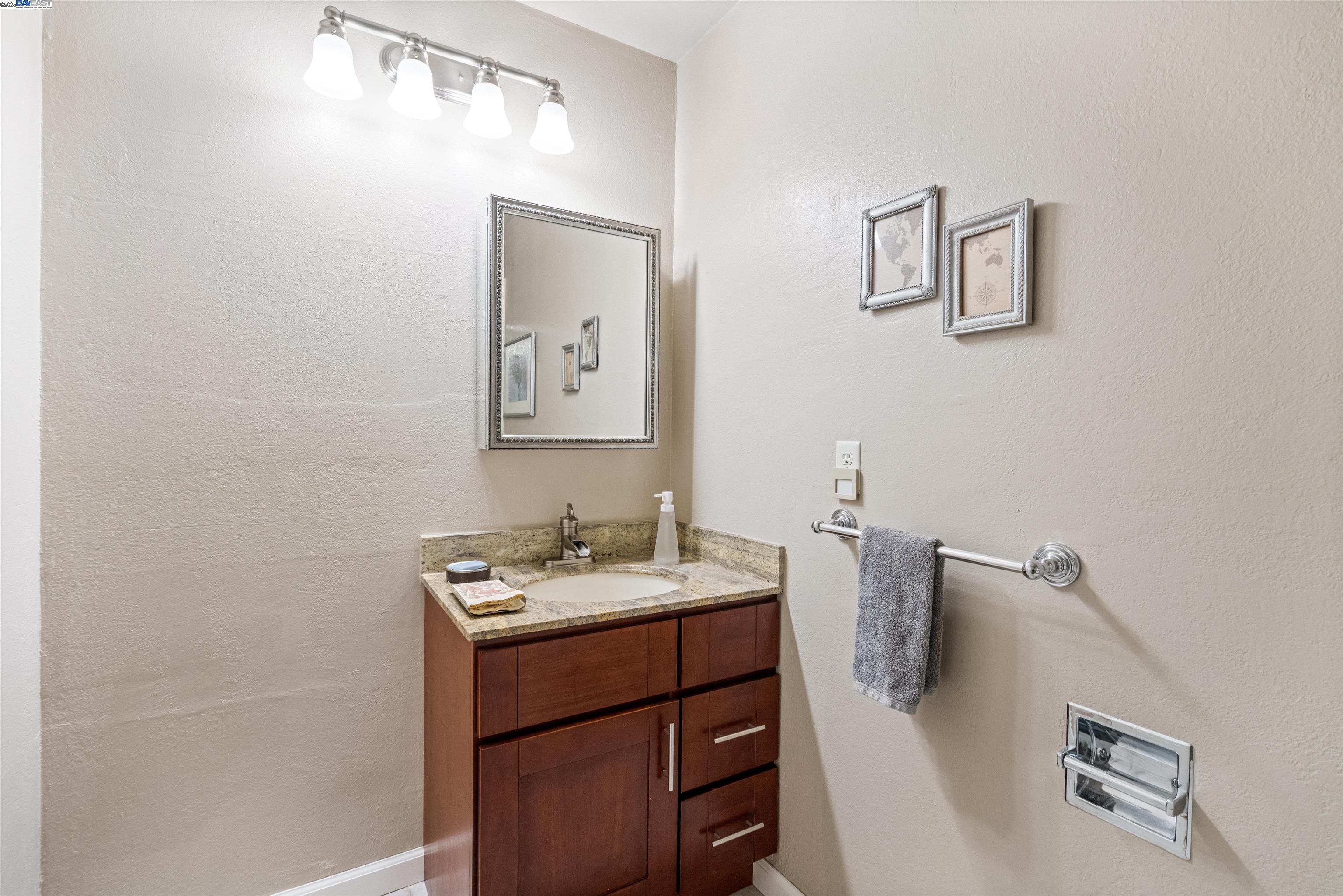 Detail Gallery Image 20 of 38 For 2845 Briarwood Dr, Livermore,  CA 94551 - 3 Beds | 2 Baths