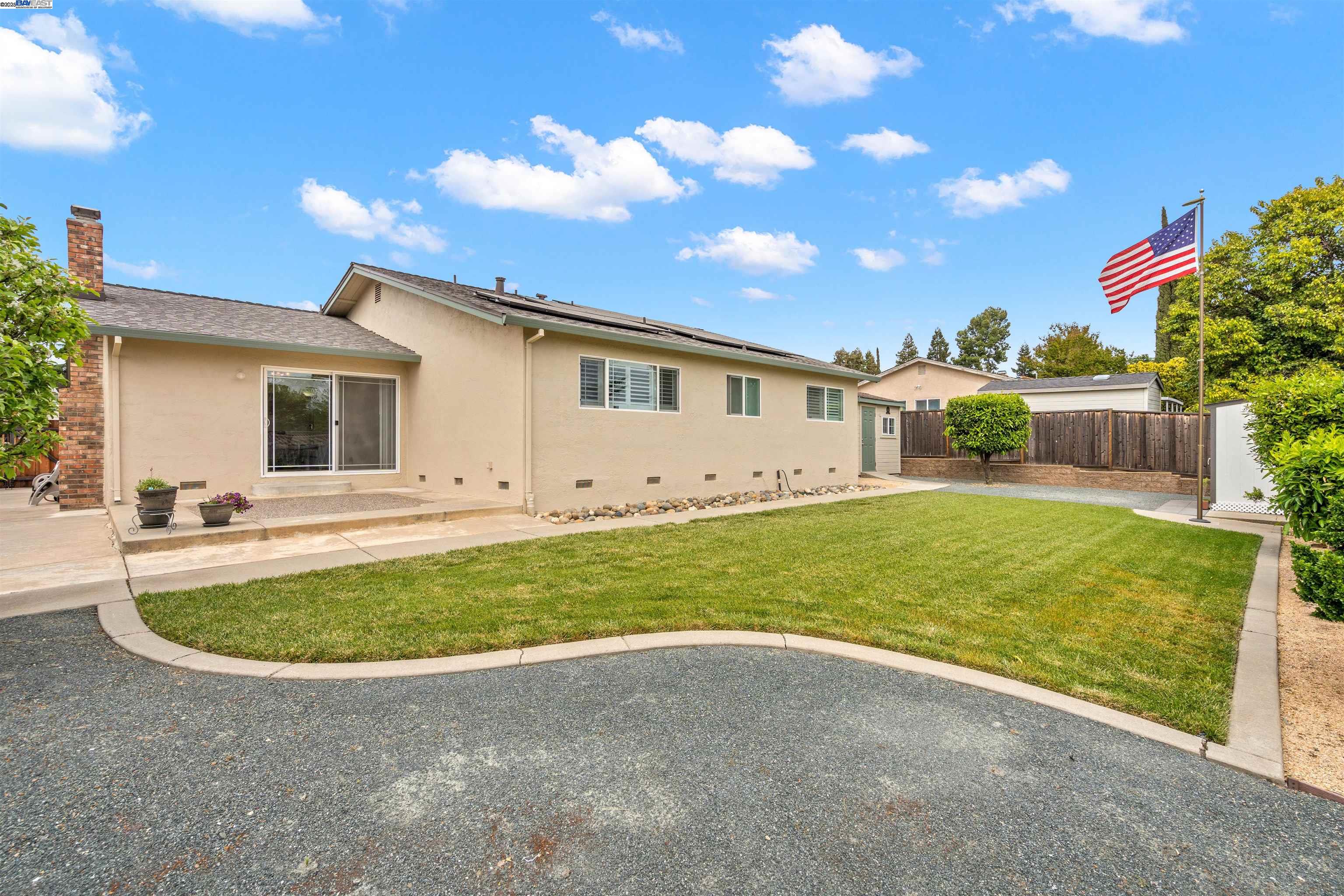 Detail Gallery Image 29 of 42 For 2845 Briarwood Dr, Livermore,  CA 94551 - 3 Beds | 2 Baths