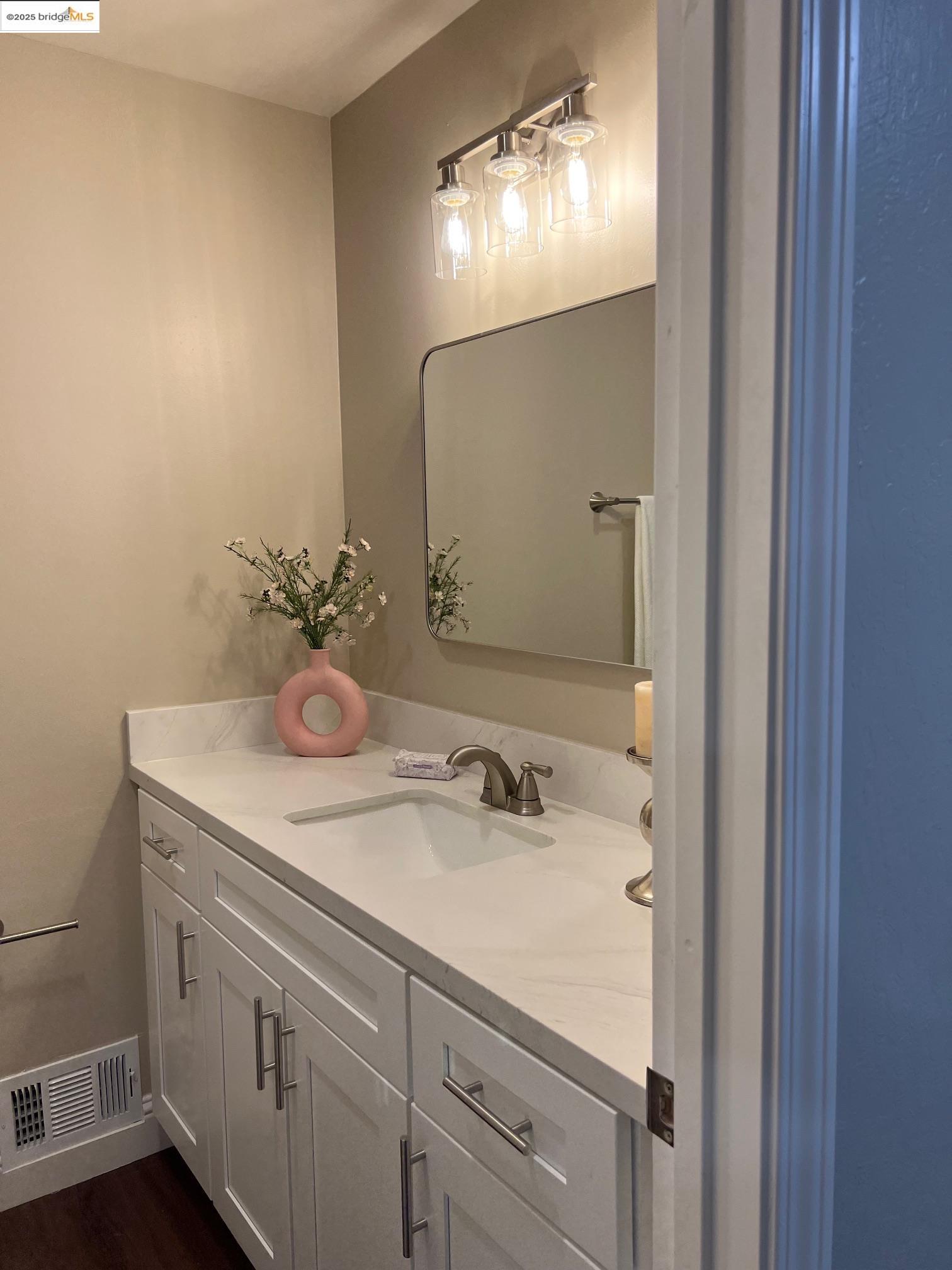 Detail Gallery Image 18 of 30 For Greenhall Way, Antioch,  CA 94509 - 4 Beds | 2 Baths