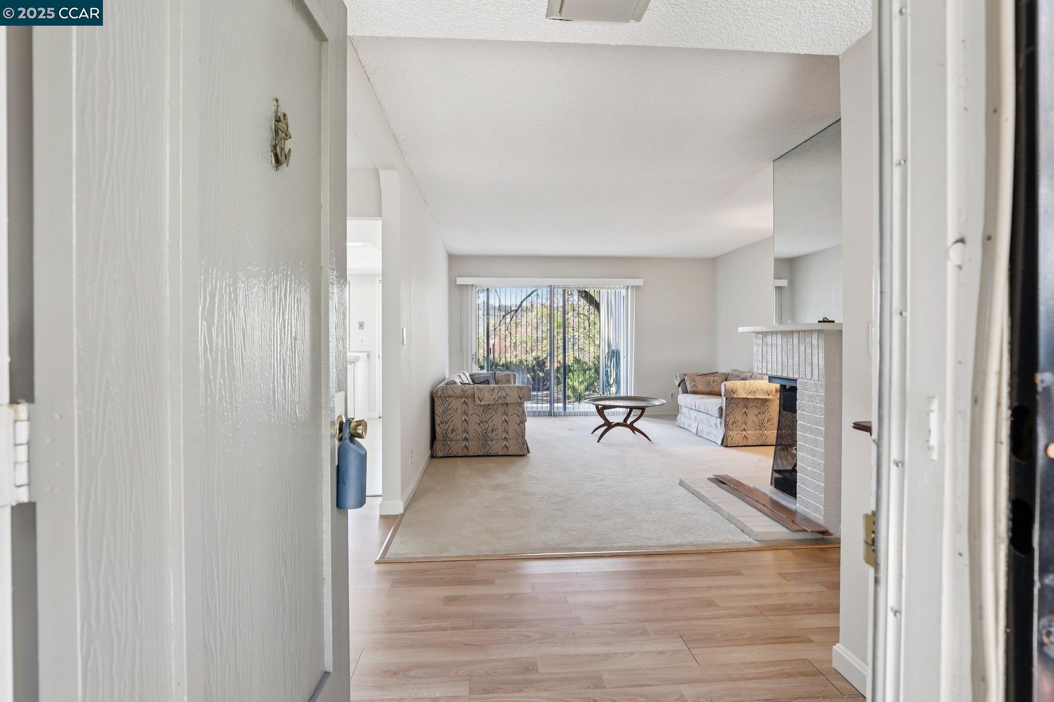 Photo #7: 41115768 Listing: Photo #7