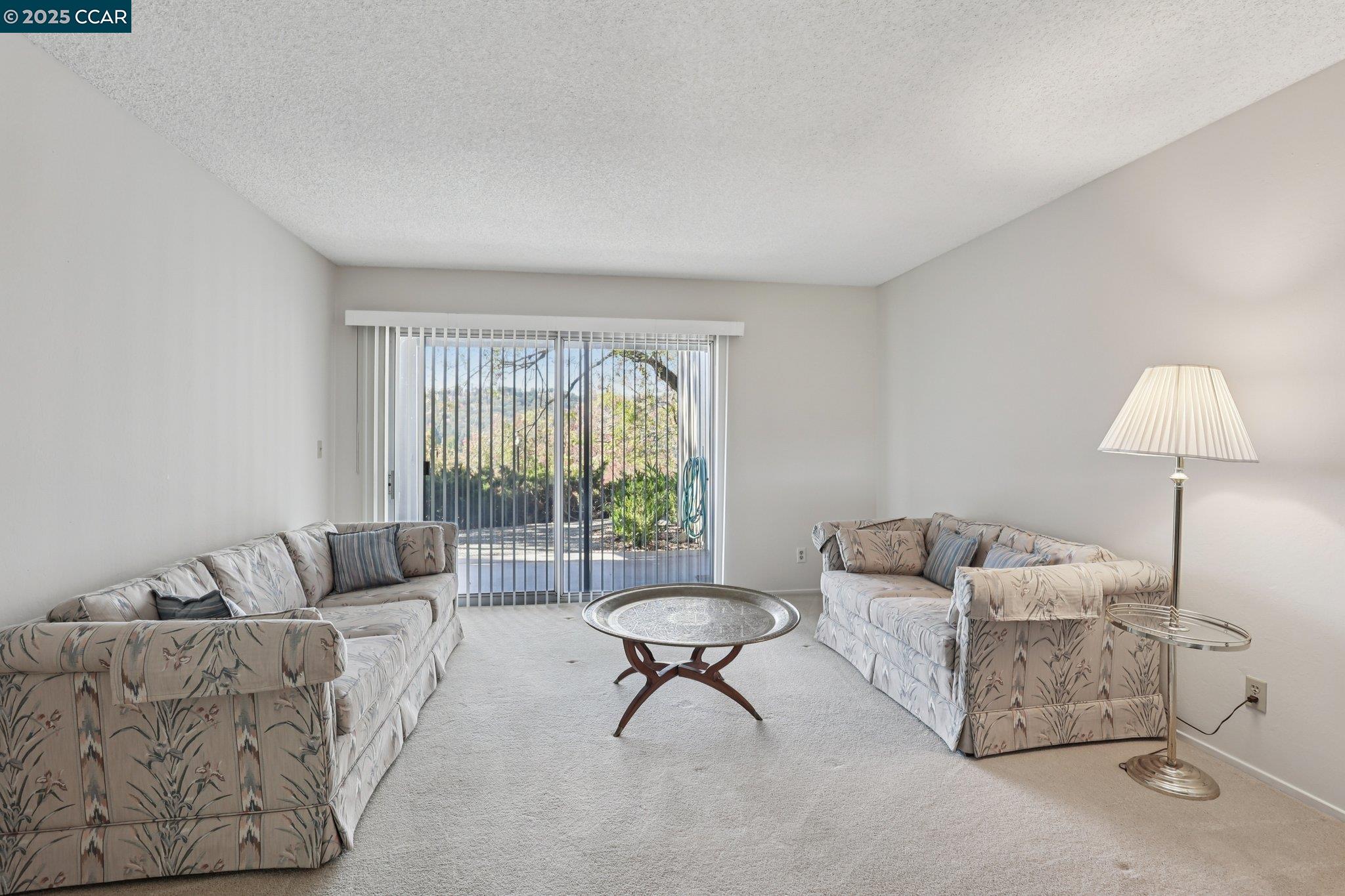 Photo #8: 41115768 Listing: Photo #8
