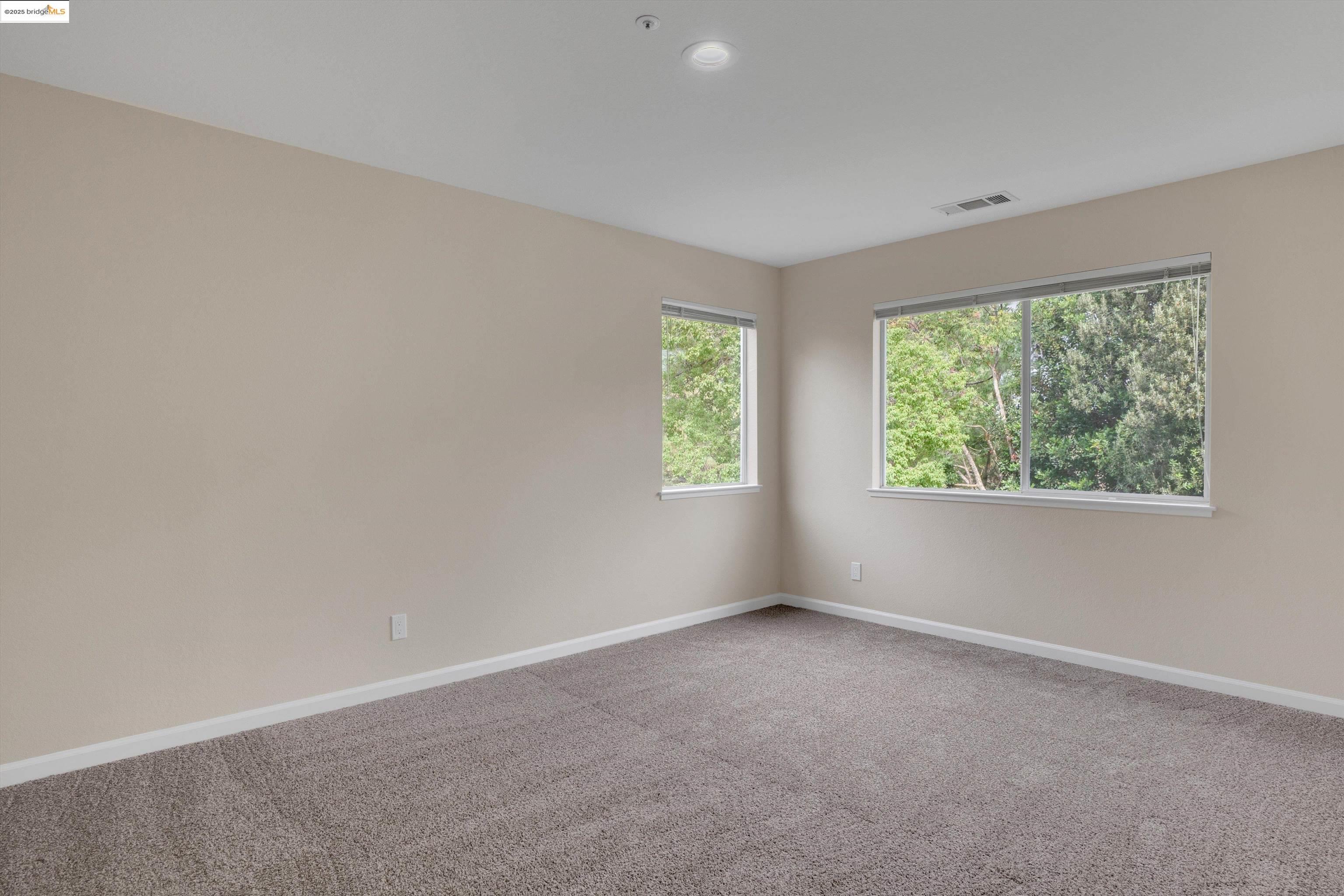 Detail Gallery Image 30 of 45 For 4468 Edgewood Way, Livermore,  CA 94550 - 4 Beds | 2/1 Baths