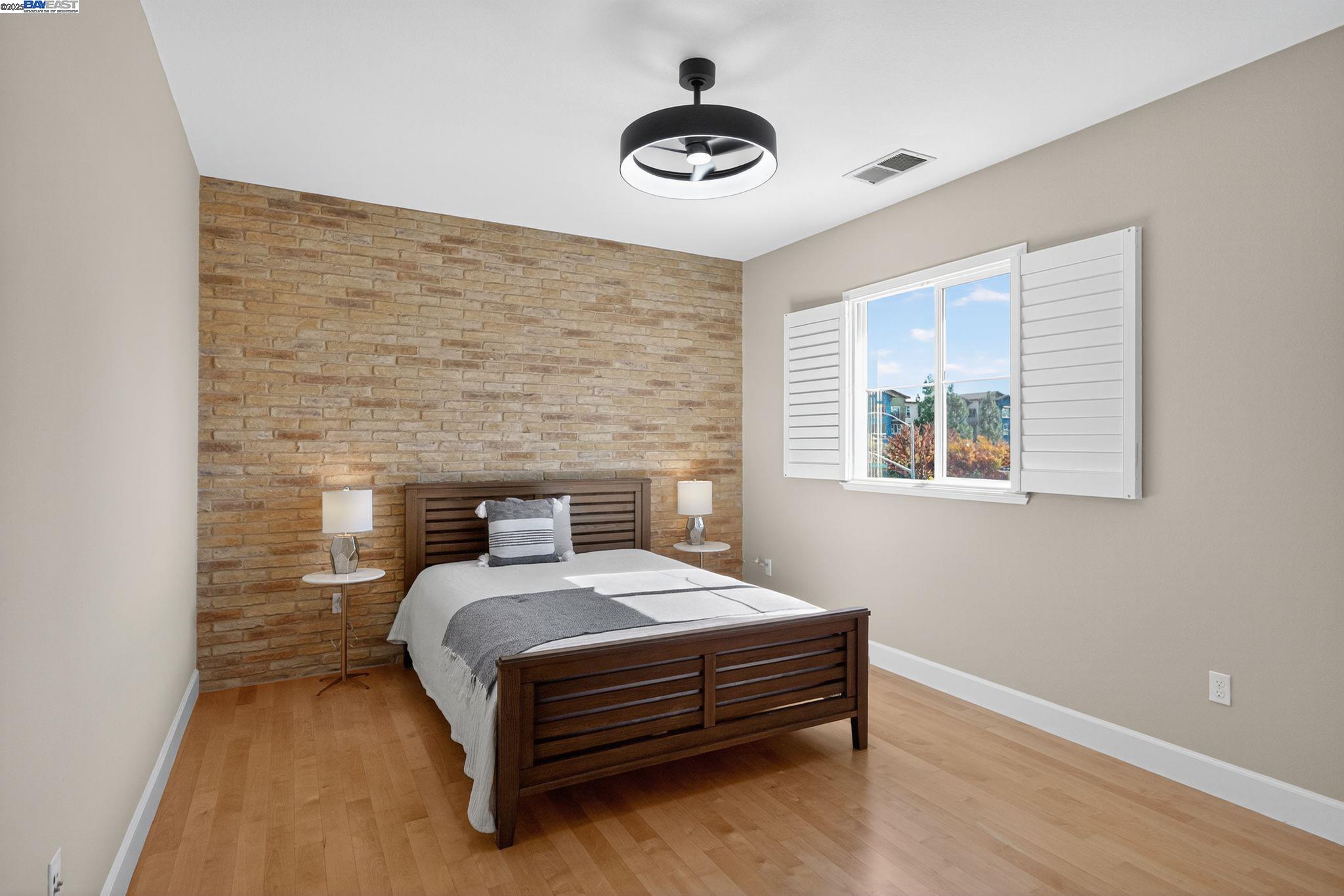 Detail Gallery Image 14 of 40 For 3231 Central Pkwy, Dublin,  CA 94568 - 4 Beds | 3/1 Baths