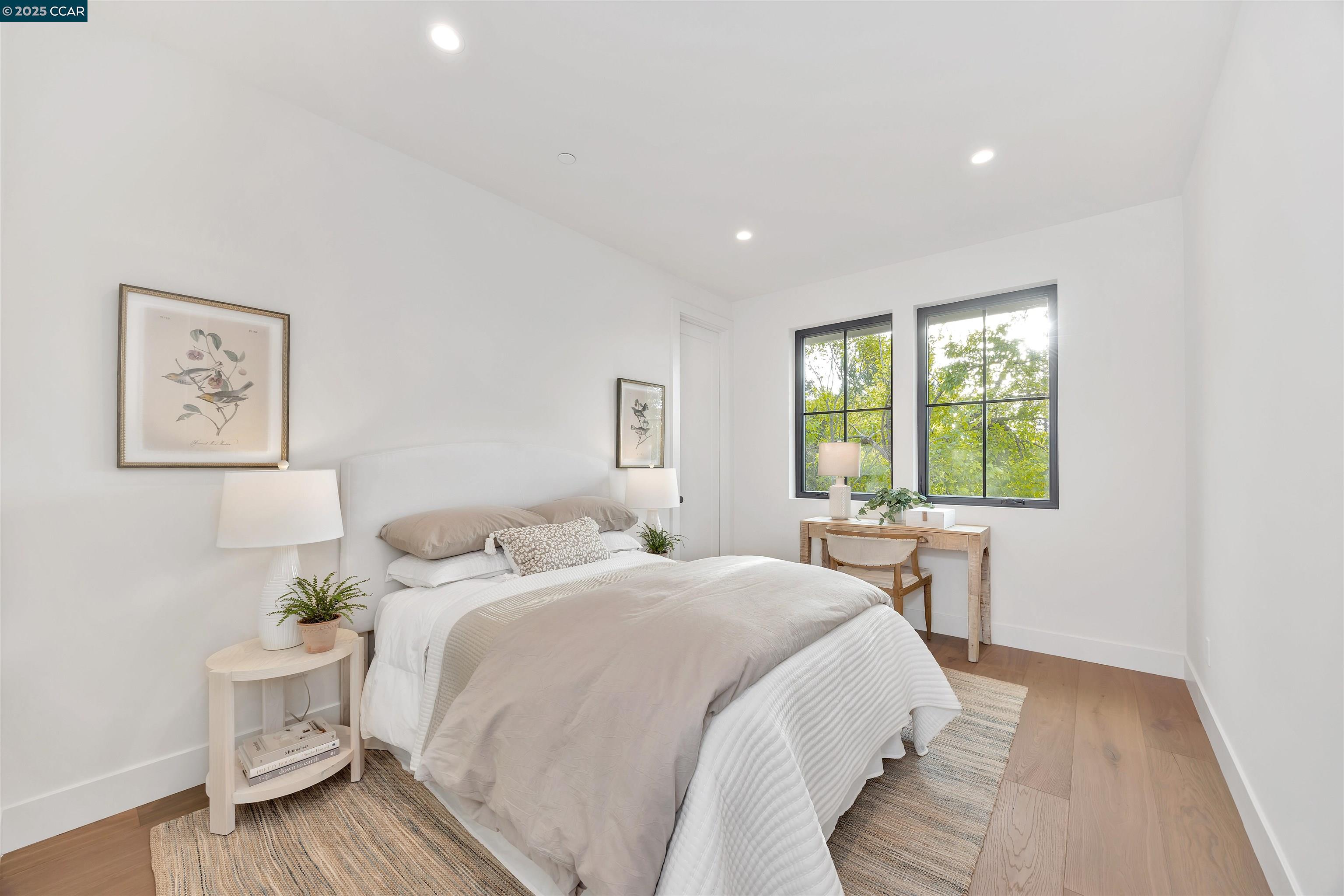 Detail Gallery Image 26 of 40 For 1362 Sunset Loop, Lafayette,  CA 94549 - 5 Beds | 5/1 Baths