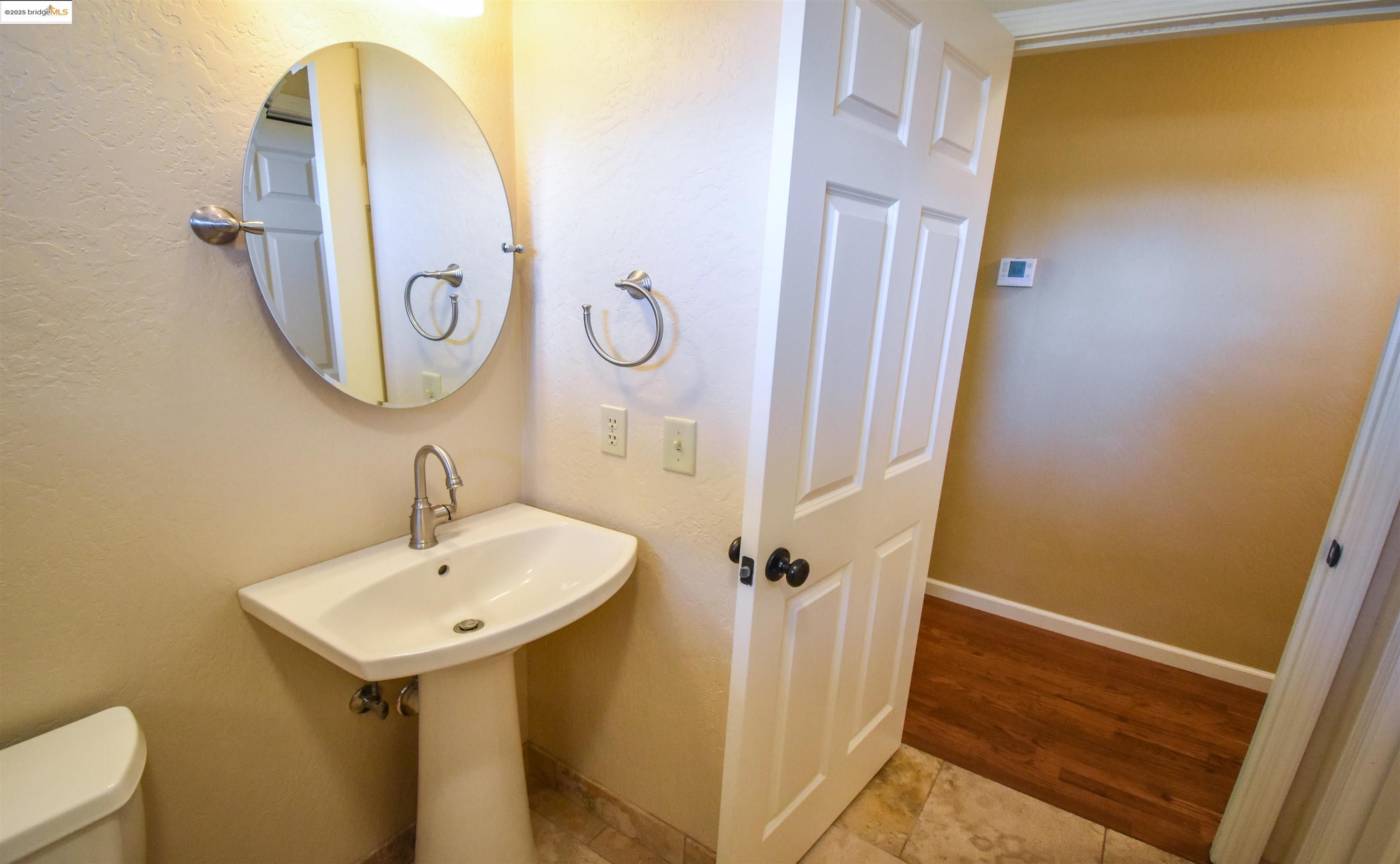 Detail Gallery Image 22 of 43 For 8929 Highway 49, Sonora,  CA 95370 - 2 Beds | 2 Baths