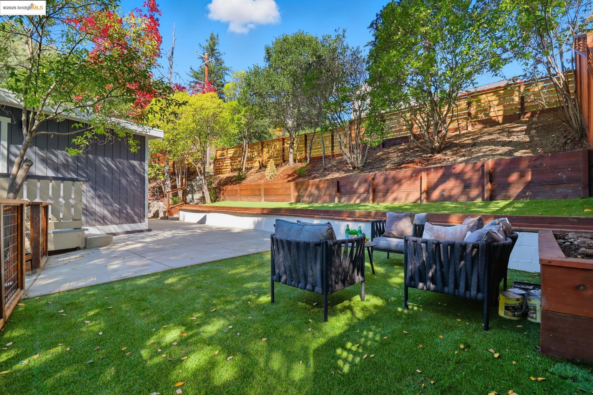 Detail Gallery Image 5 of 50 For 2 Hillcrest Ct, San Anselmo,  CA 94960 - 3 Beds | 2 Baths