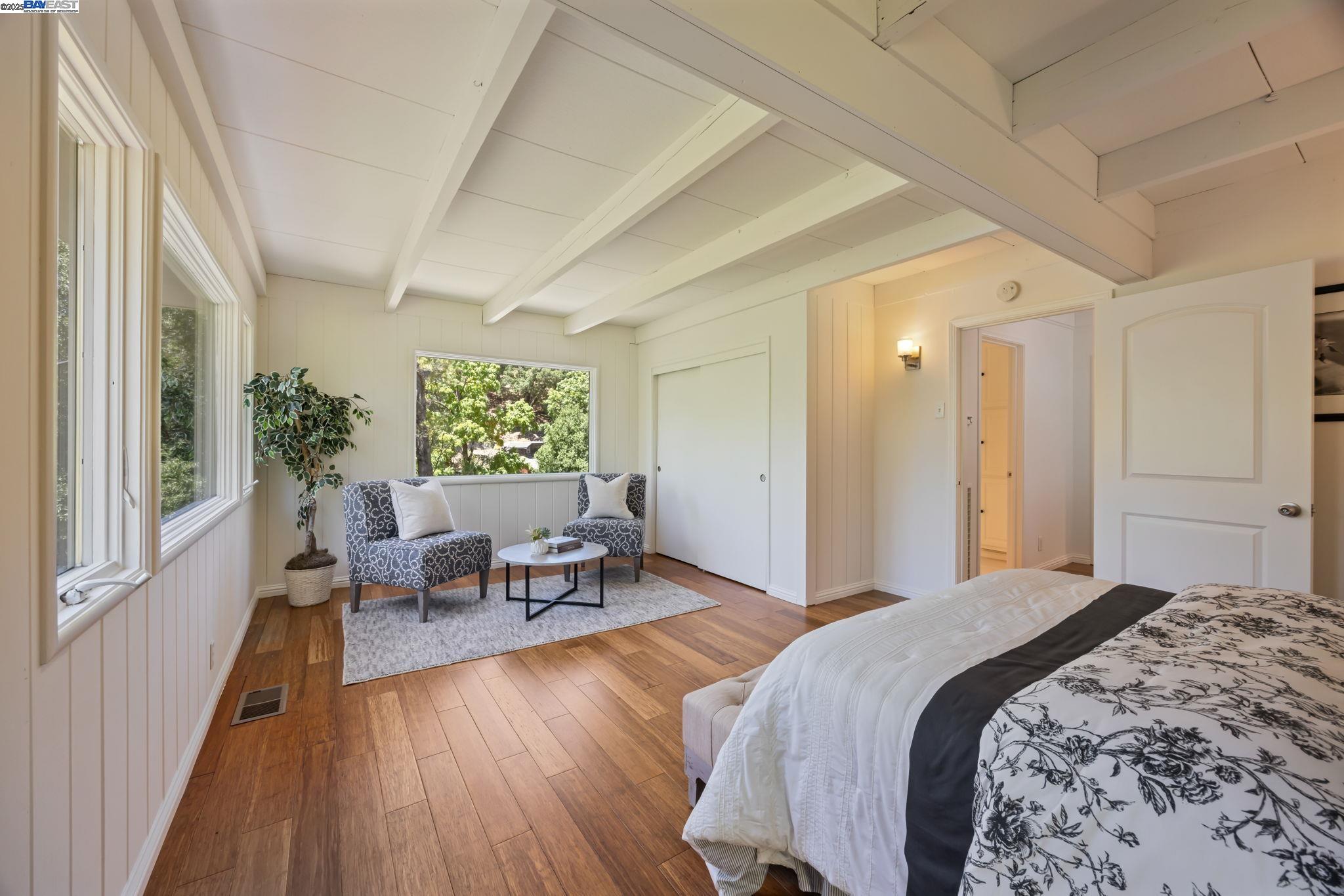 Detail Gallery Image 11 of 47 For 1530 Reliez Valley Rd, Lafayette,  CA 94549 - 4 Beds | 3/1 Baths