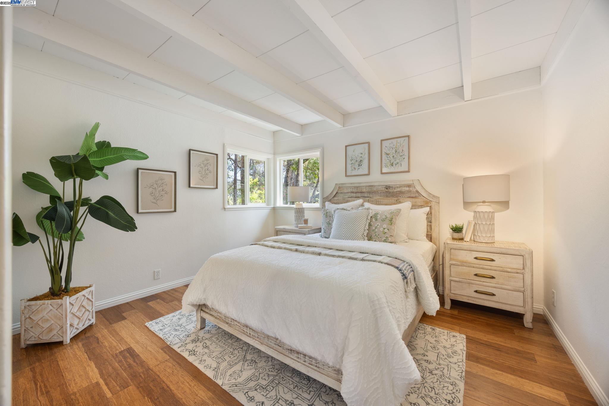 Detail Gallery Image 17 of 47 For 1530 Reliez Valley Rd, Lafayette,  CA 94549 - 4 Beds | 3/1 Baths