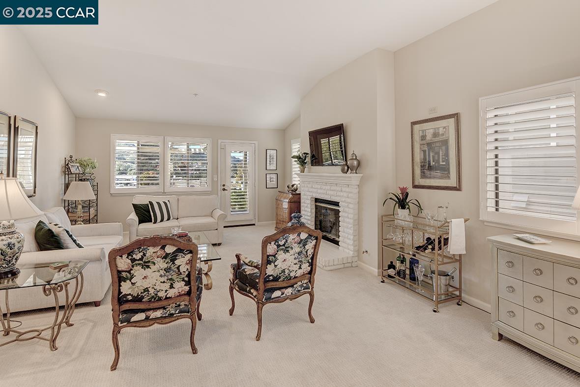 Photo #3: 41115798 Listing: Photo #3