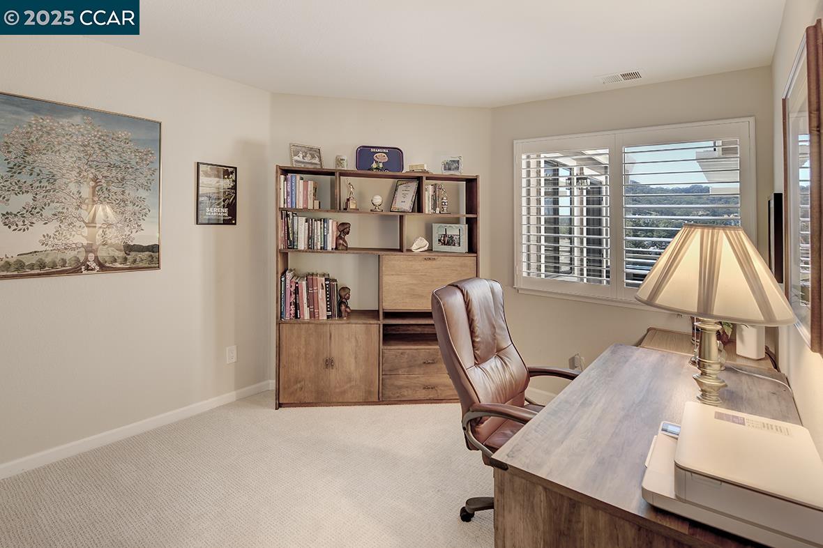 Photo #5: 41115798 Listing: Photo #5