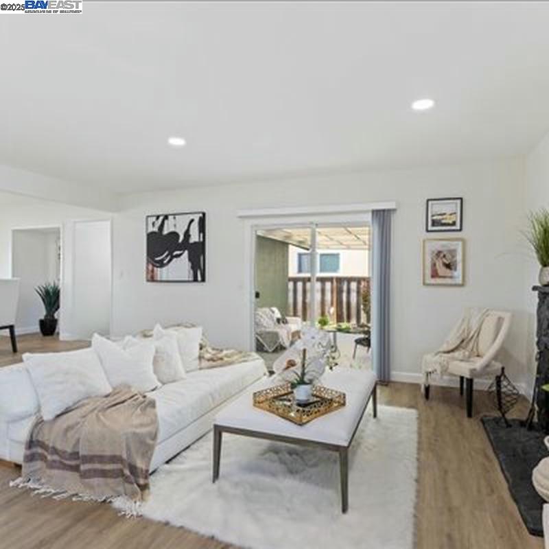 Detail Gallery Image 14 of 47 For 3184 Waugh Place, Fremont,  CA 94536 - 3 Beds | 2 Baths