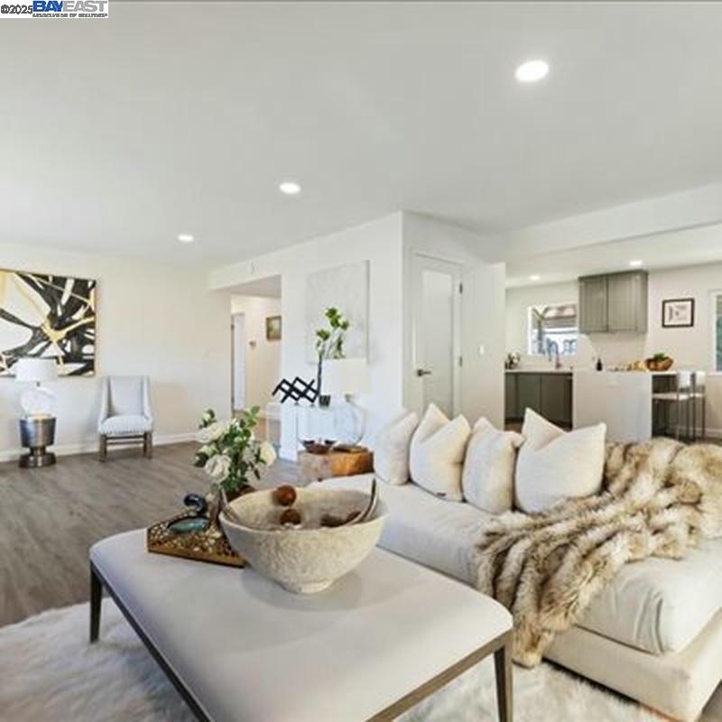 Detail Gallery Image 18 of 47 For 3184 Waugh Place, Fremont,  CA 94536 - 3 Beds | 2 Baths