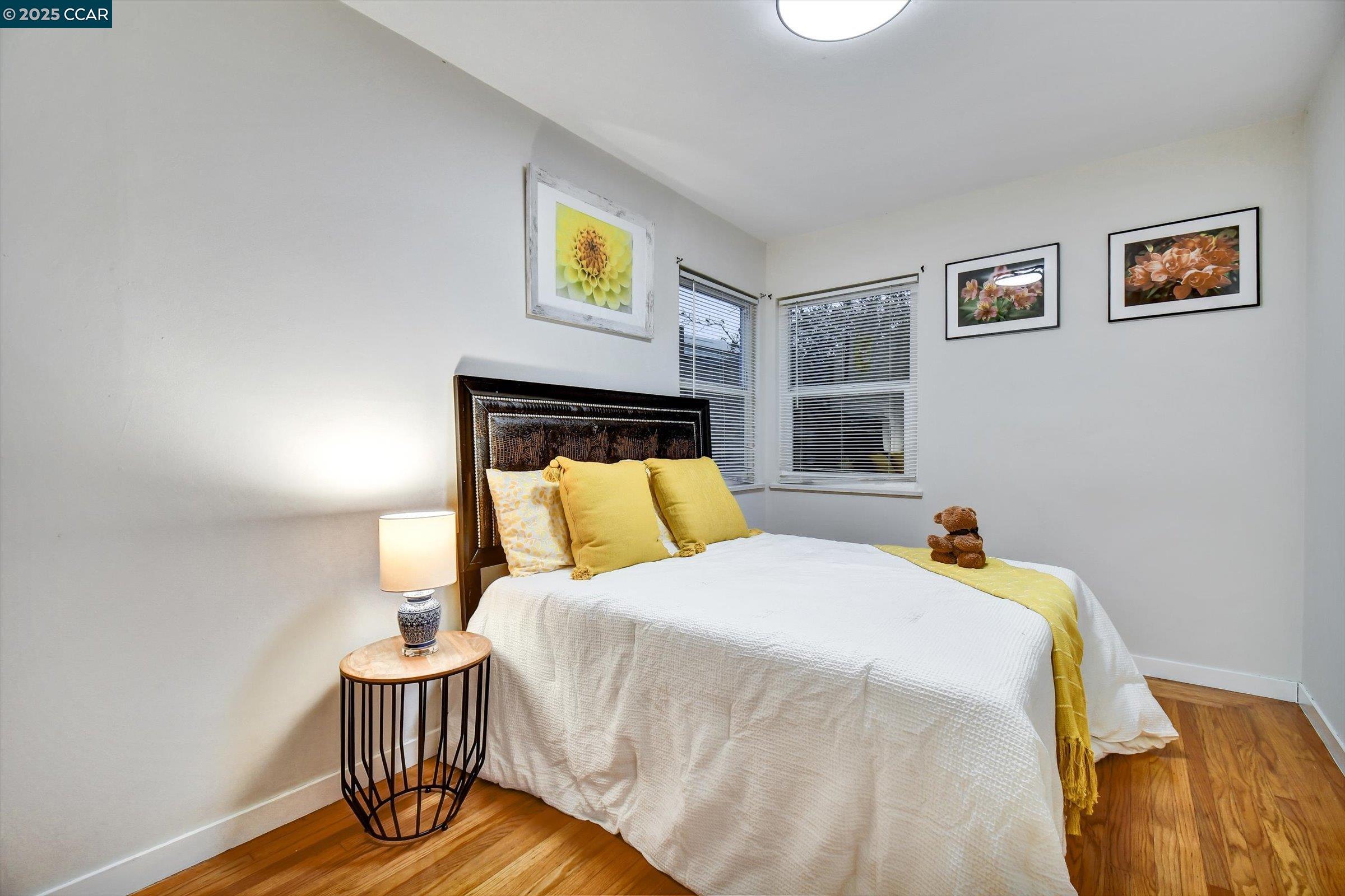 Detail Gallery Image 10 of 18 For 933 Cerrito St, Albany,  CA 94706 - 2 Beds | 1 Baths