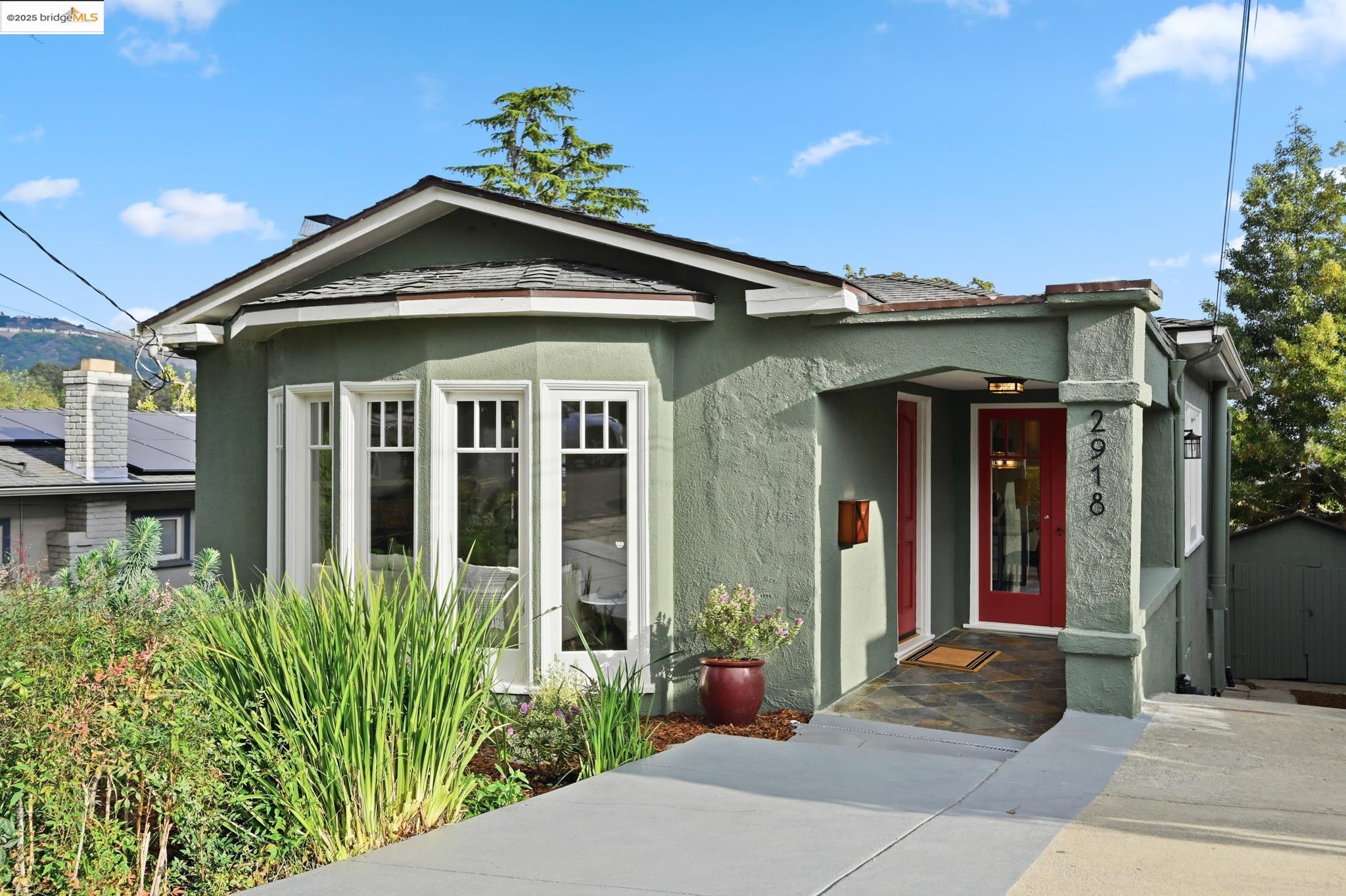 Front Image Thumbnail for EB41115815