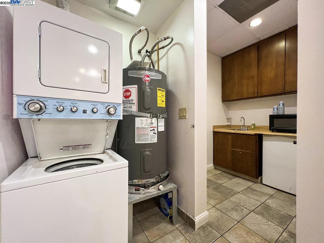 Detail Gallery Image 16 of 30 For 91 Gregory Ln #8, Pleasant Hill,  CA 94523 - – Beds | – Baths