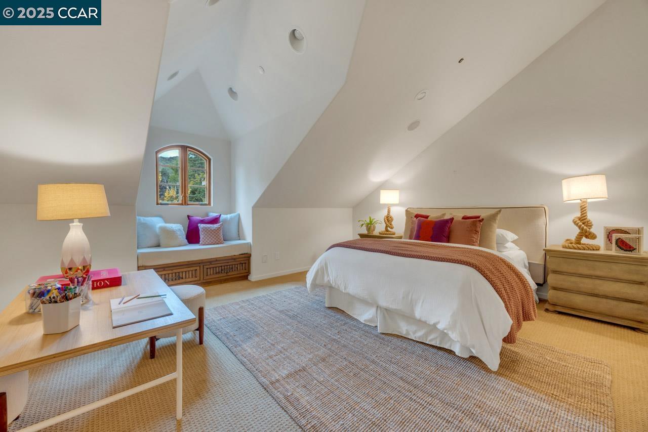 Detail Gallery Image 31 of 54 For 104 Muir Ln, Alamo,  CA 94507 - 5 Beds | 4/1 Baths