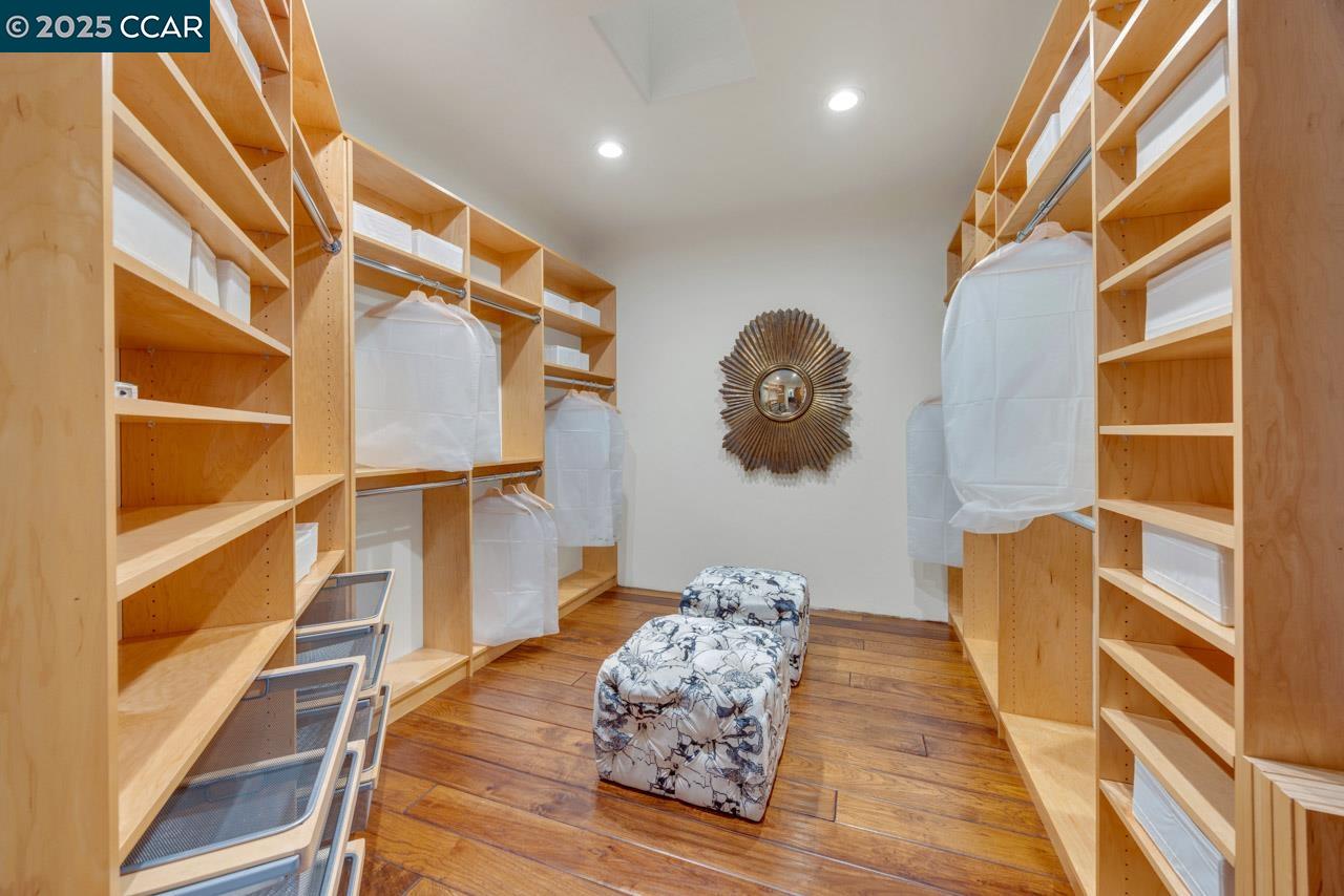 Detail Gallery Image 42 of 54 For 104 Muir Ln, Alamo,  CA 94507 - 5 Beds | 4/1 Baths