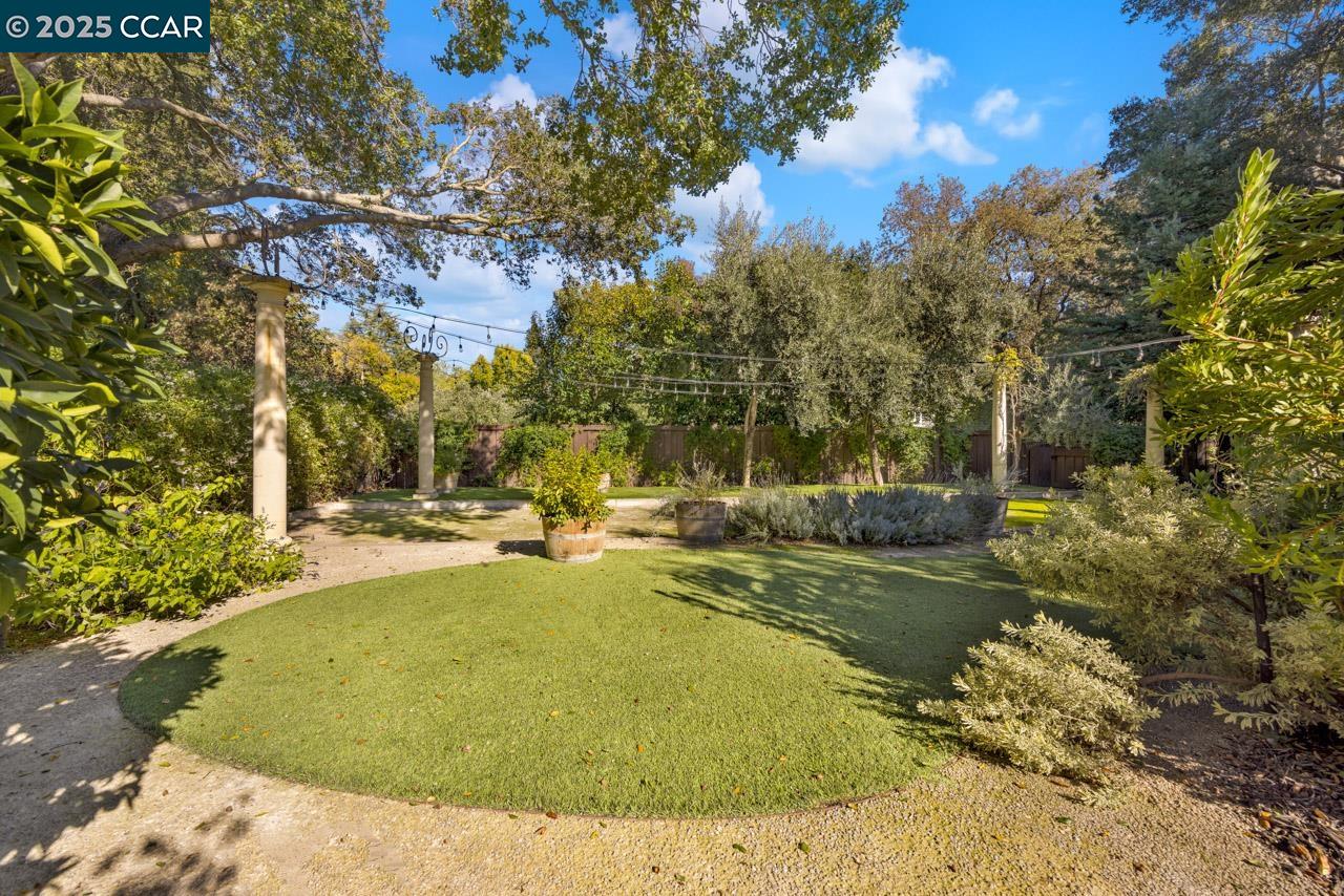 Detail Gallery Image 52 of 54 For 104 Muir Ln, Alamo,  CA 94507 - 5 Beds | 4/1 Baths