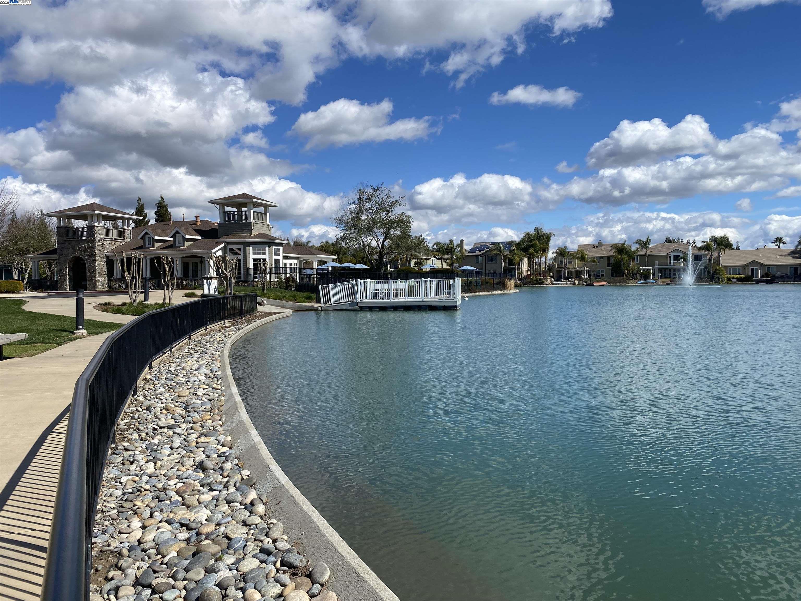 Detail Gallery Image 2 of 31 For 1896 Bankston Dr, Tracy,  CA 95304 - 4 Beds | 2 Baths