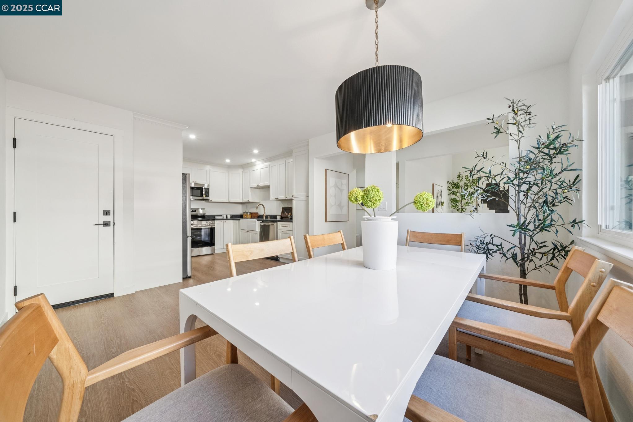 Detail Gallery Image 20 of 60 For 943 Matterhorn Court, Milpitas,  CA 95035-5456 - 2 Beds | 2 Baths