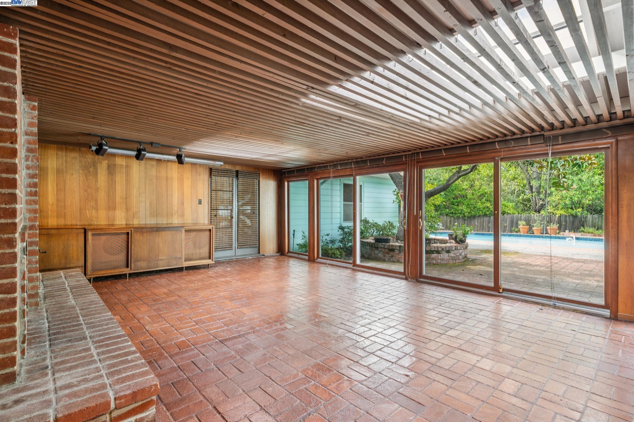 Detail Gallery Image 41 of 60 For 175 Richard Ln, Walnut Creek,  CA 94595 - – Beds | – Baths