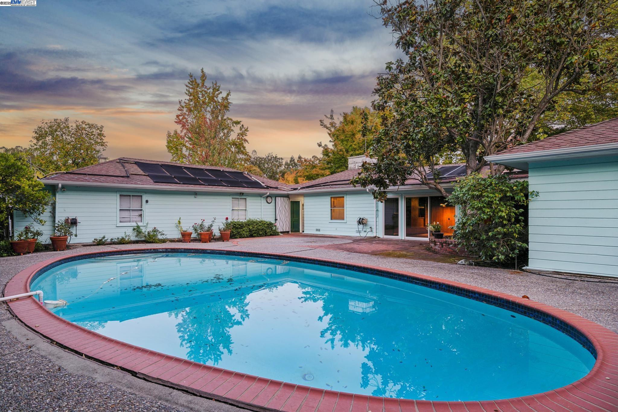 Detail Gallery Image 8 of 60 For 175 Richard Ln, Walnut Creek,  CA 94595 - – Beds | – Baths