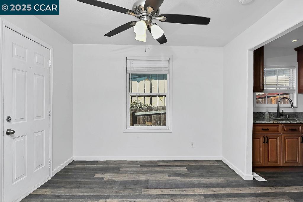 Detail Gallery Image 4 of 17 For 2381 Monterey Ave, Martinez,  CA 94553 - 1 Beds | 1 Baths