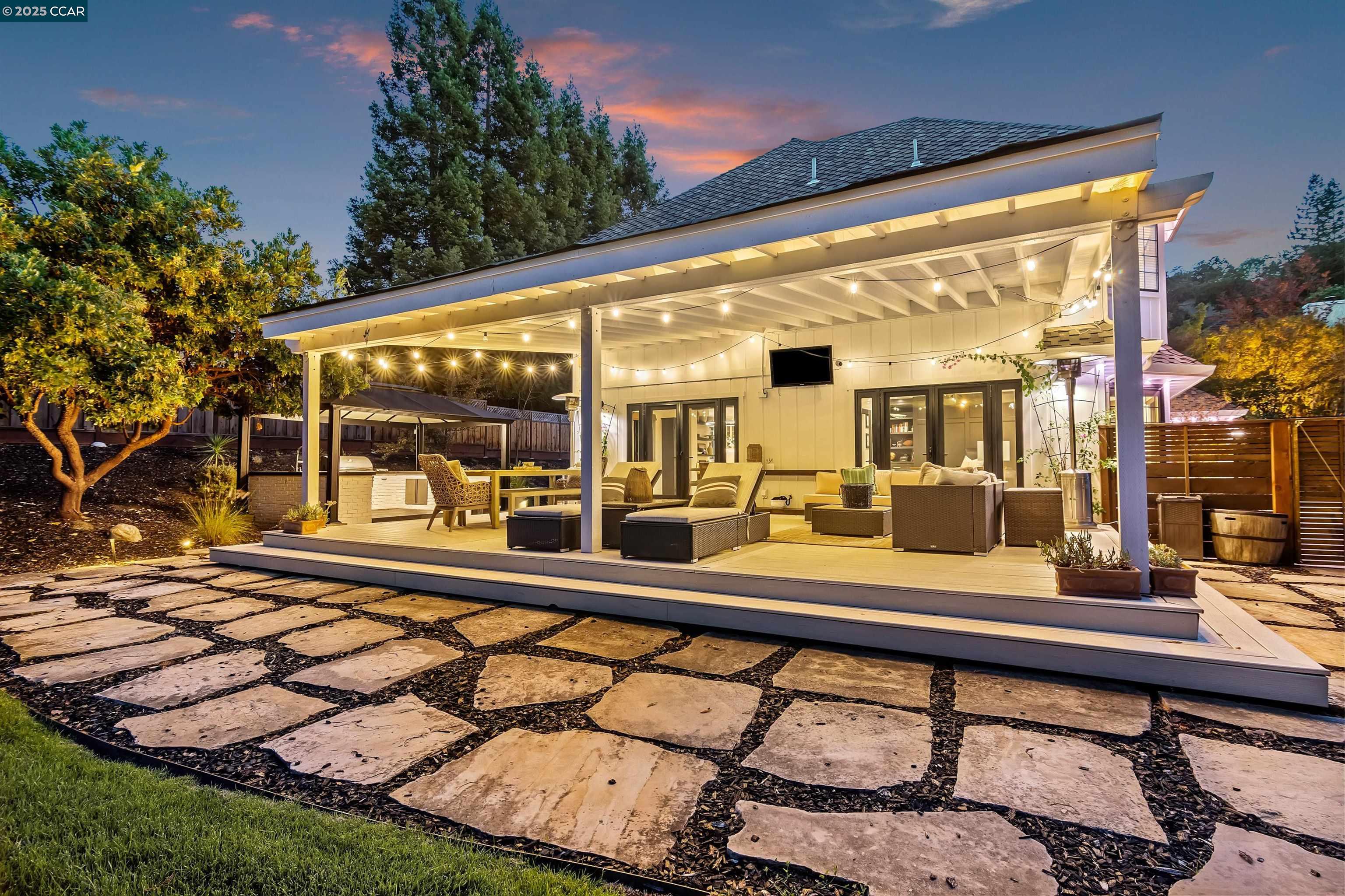 Detail Gallery Image 54 of 60 For 11 Silverhill Way, Lafayette,  CA 94549 - 4 Beds | 3/1 Baths