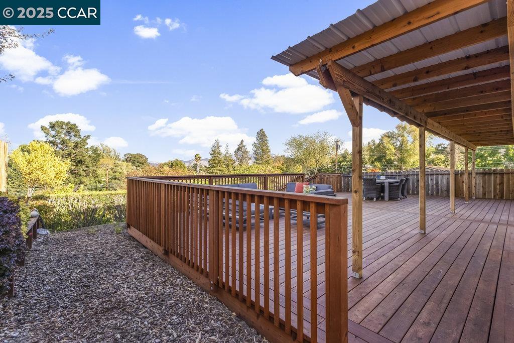 Detail Gallery Image 25 of 44 For 1008 Rachele Rd, Walnut Creek,  CA 94597 - 4 Beds | 2/1 Baths