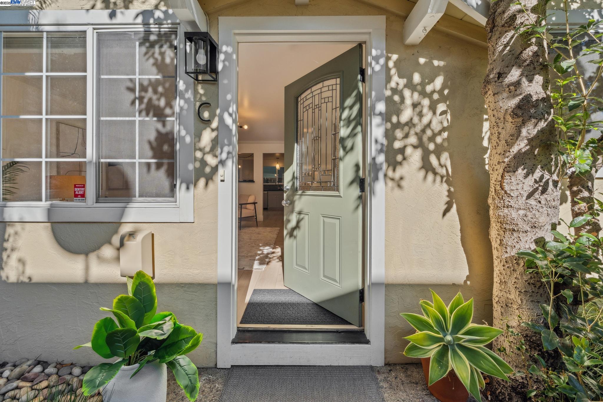 Photo #1: 41115845 Listing: Photo #1