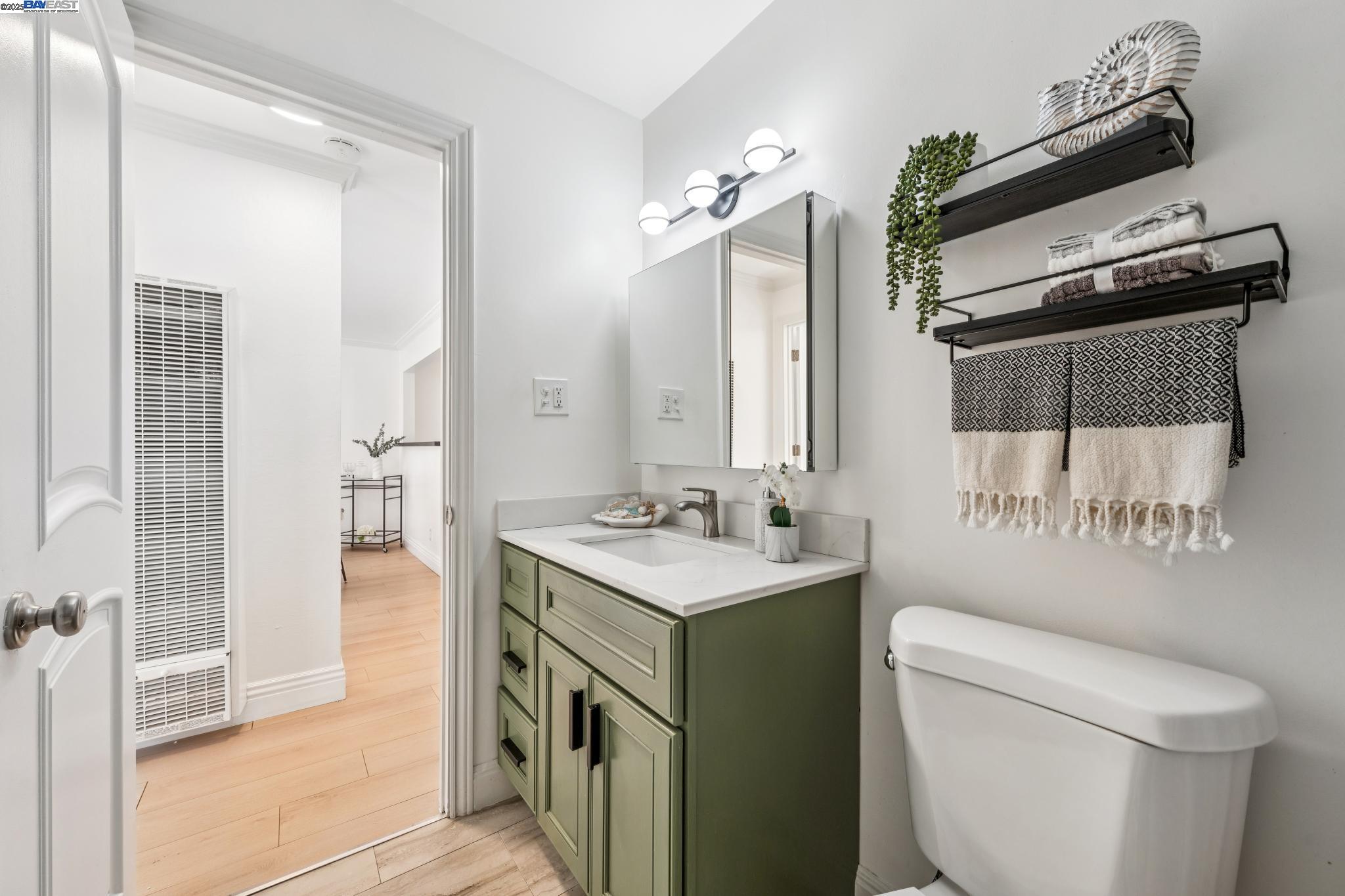 Photo #17: 41115845 Listing: Photo #17