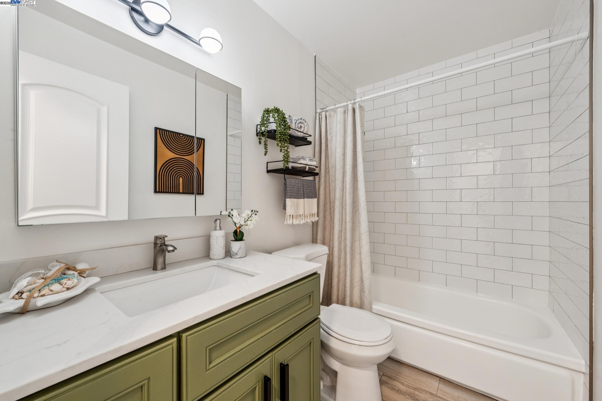 Photo #18: 41115845 Listing: Photo #18