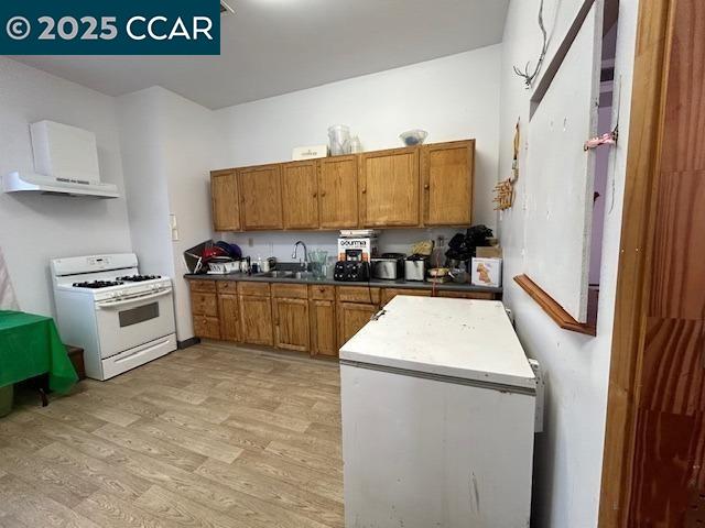 Detail Gallery Image 9 of 11 For 1320 Sanford Avenue, San Pablo,  CA 94806 - – Beds | – Baths