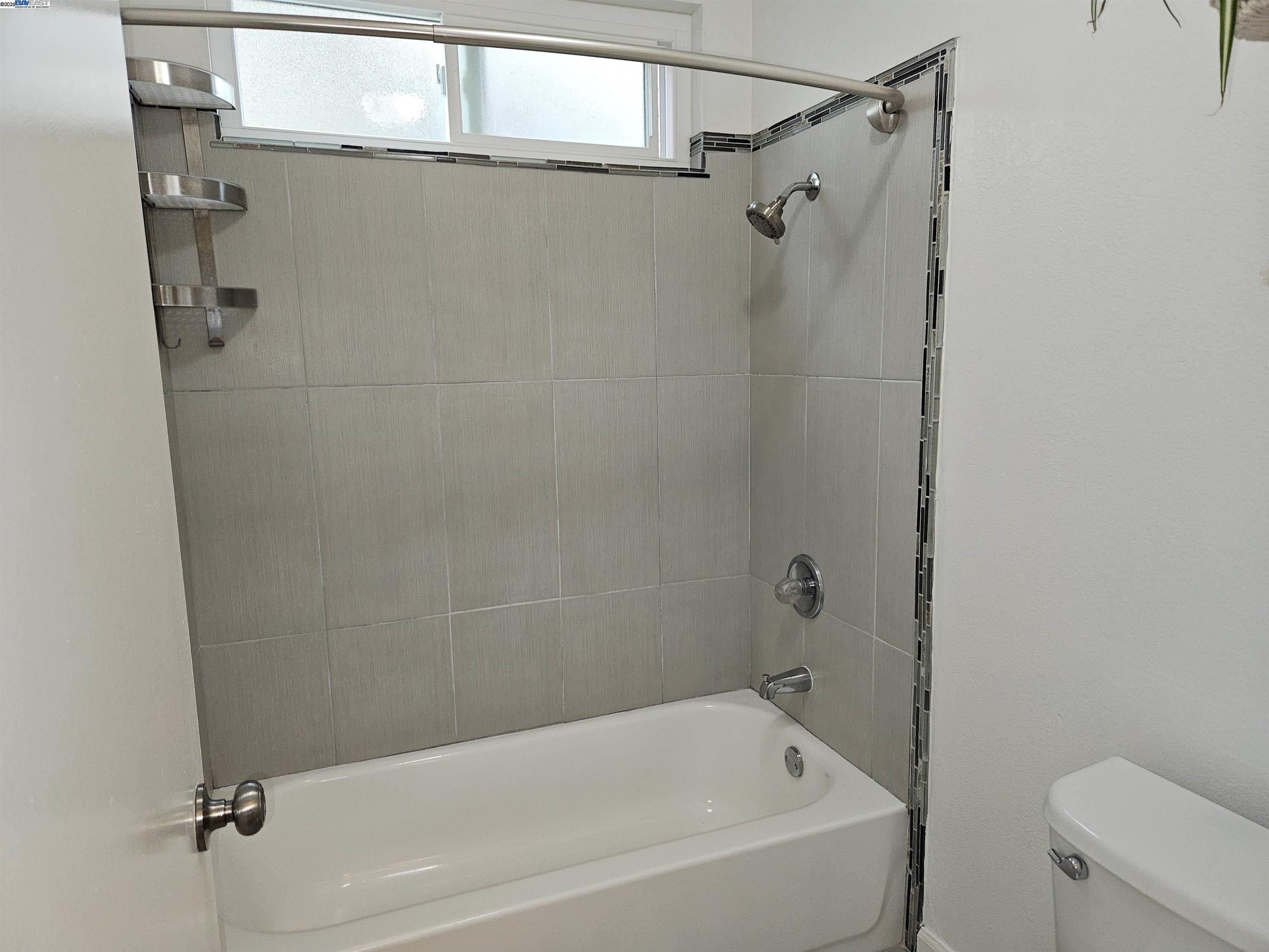 Photo #14: 41115851 Listing: Photo #14