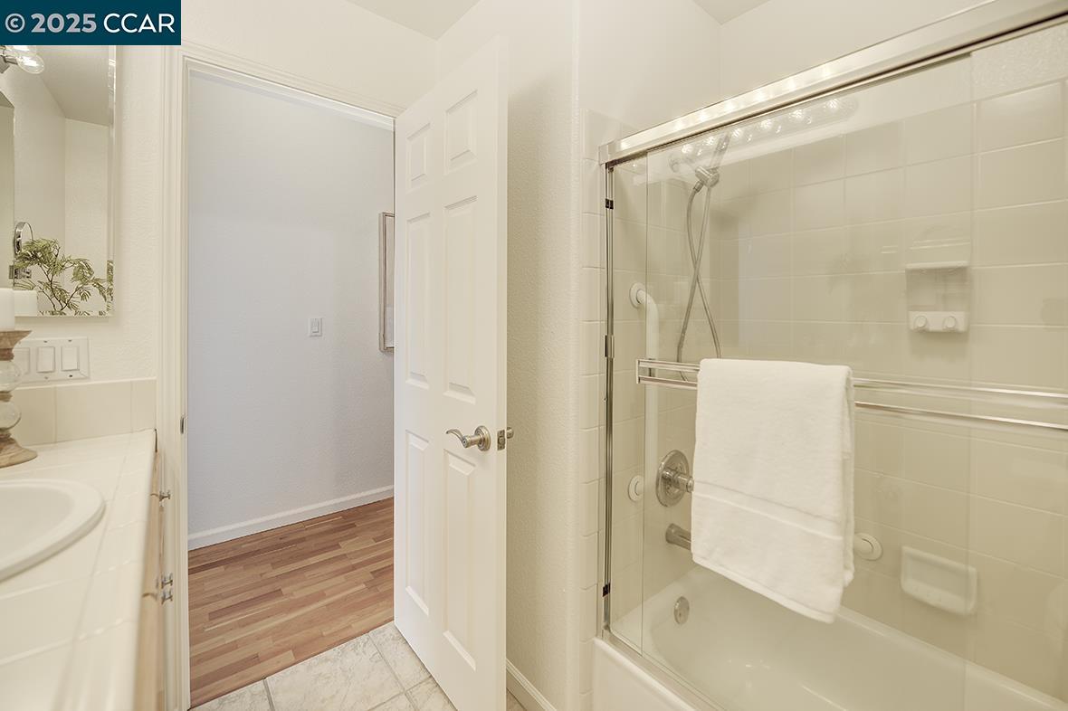 Photo #49: 41115856 Listing: Photo #49