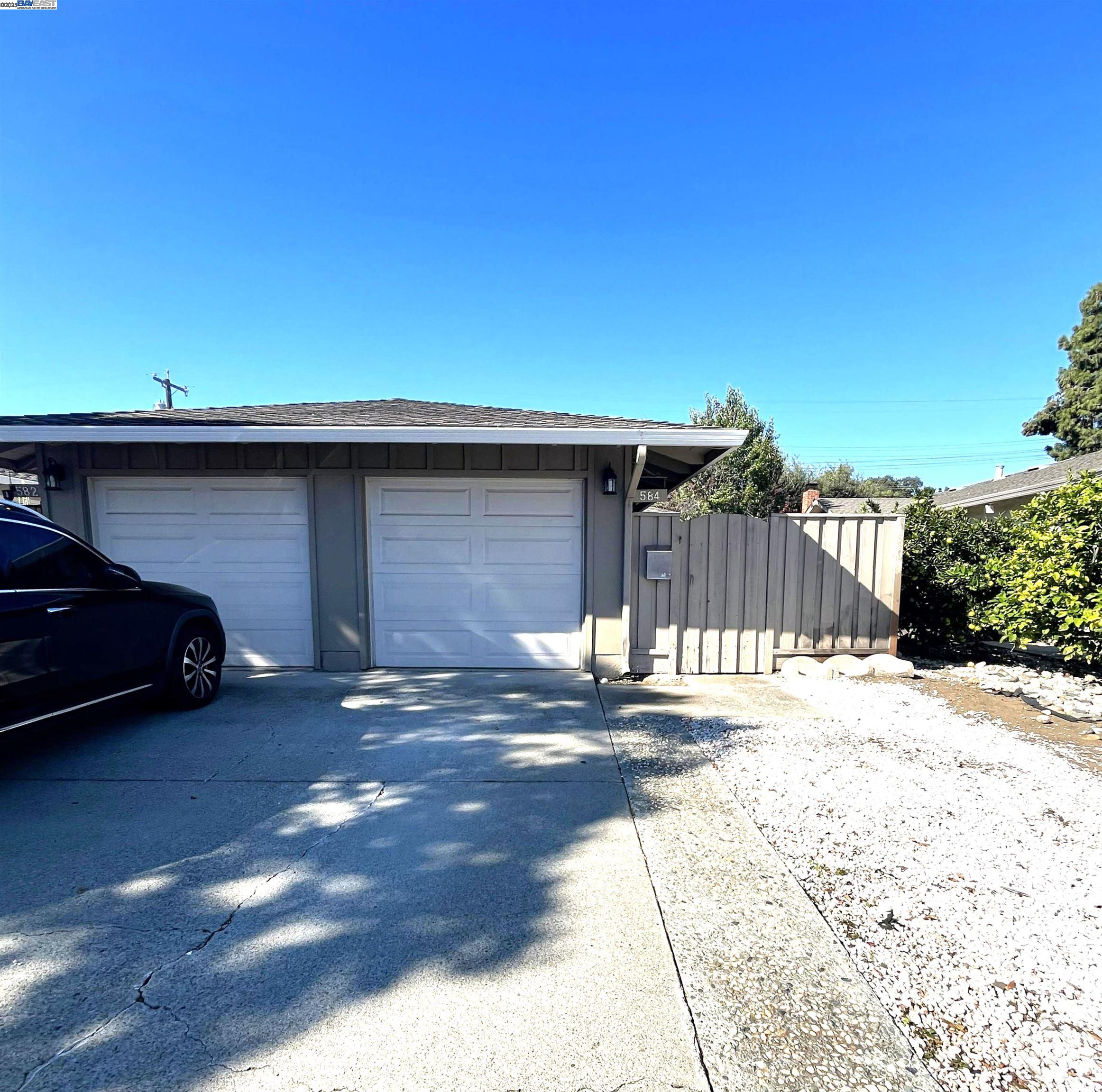 Front Image Thumbnail for BE41115858