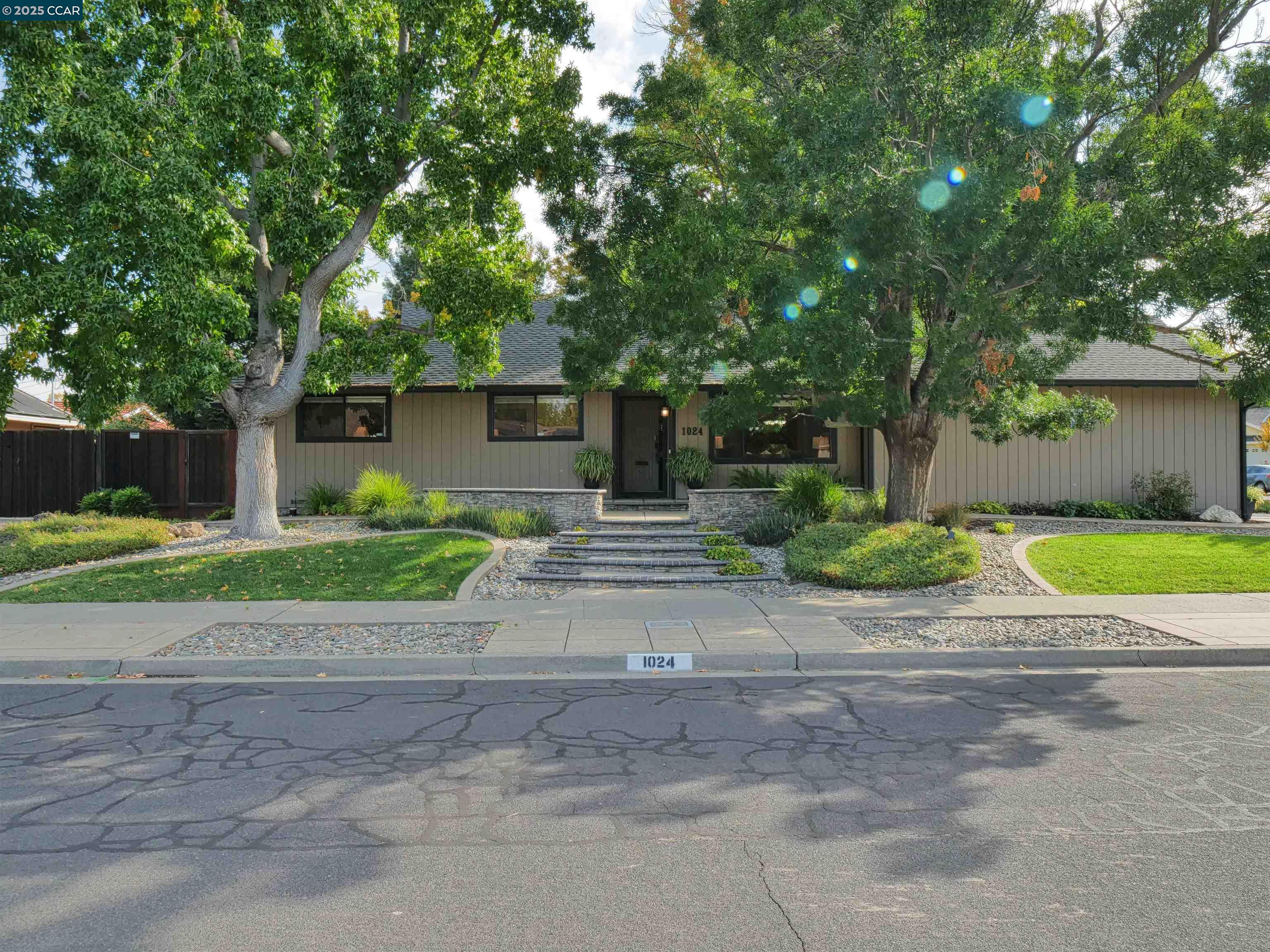 Detail Gallery Image 2 of 60 For 1024 Bermuda Drive, Concord,  CA 94518 - 4 Beds | 2 Baths