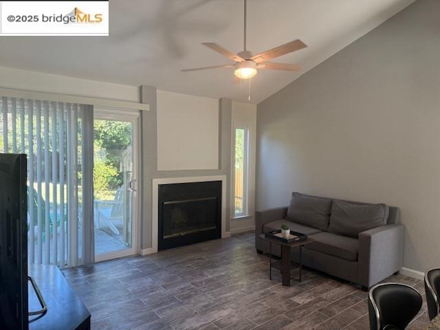 Detail Gallery Image 3 of 13 For 2781 Brentwood Pl, Davis,  CA 95618 - 3 Beds | 2 Baths