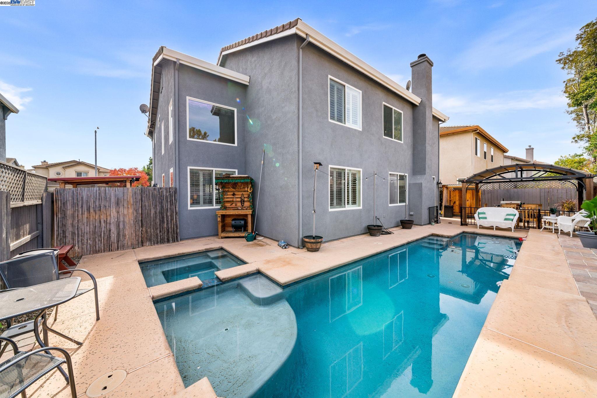 Detail Gallery Image 48 of 60 For 1531 Riverview Ave, Tracy,  CA 95377 - 5 Beds | 4 Baths