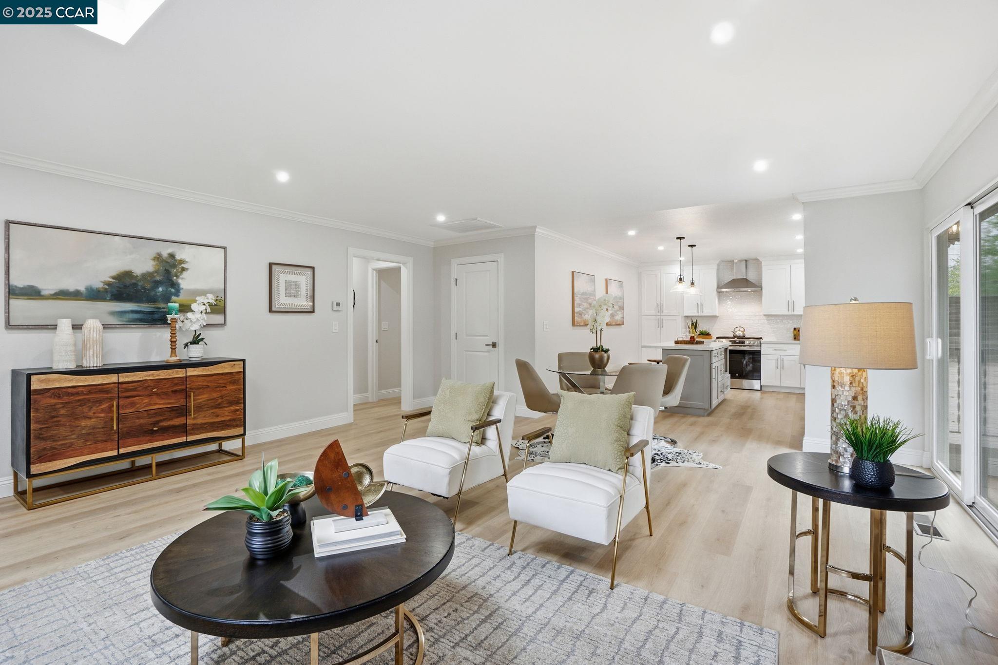 Detail Gallery Image 6 of 40 For 289 Sierra Dr, Walnut Creek,  CA 94596 - 3 Beds | 2/1 Baths