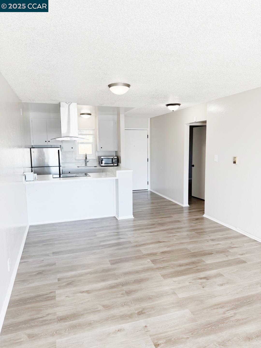 Detail Gallery Image 29 of 31 For 944 Walpert St, Hayward,  CA 94541 - – Beds | – Baths