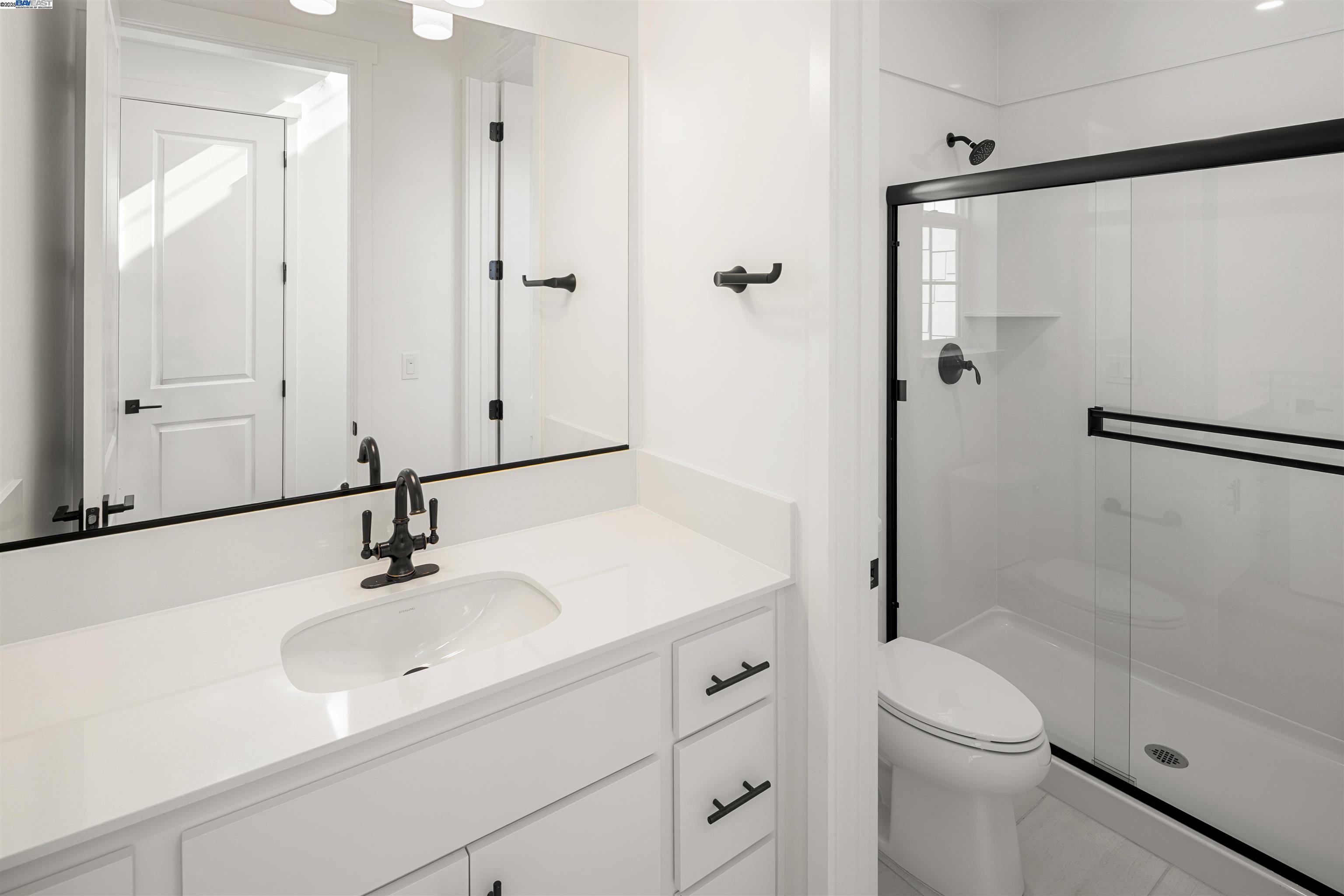 Detail Gallery Image 19 of 33 For 16 Grey Whale Place, Bethel Island,  CA 94511 - 3 Beds | 3 Baths