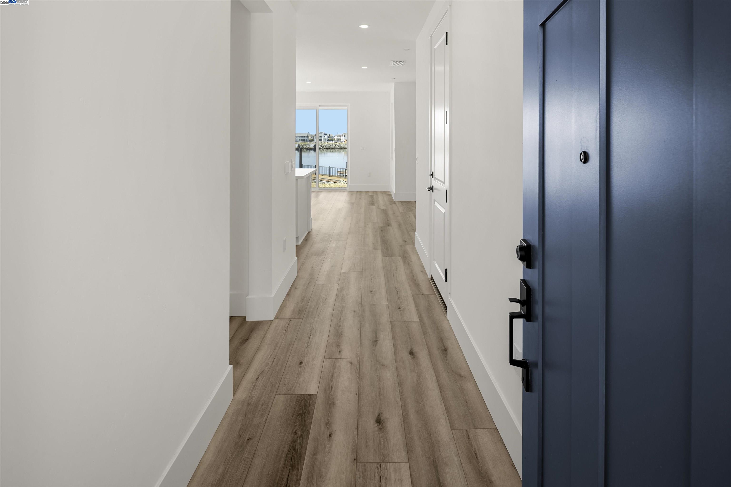 Detail Gallery Image 3 of 33 For 16 Grey Whale Place, Bethel Island,  CA 94511 - 3 Beds | 3 Baths