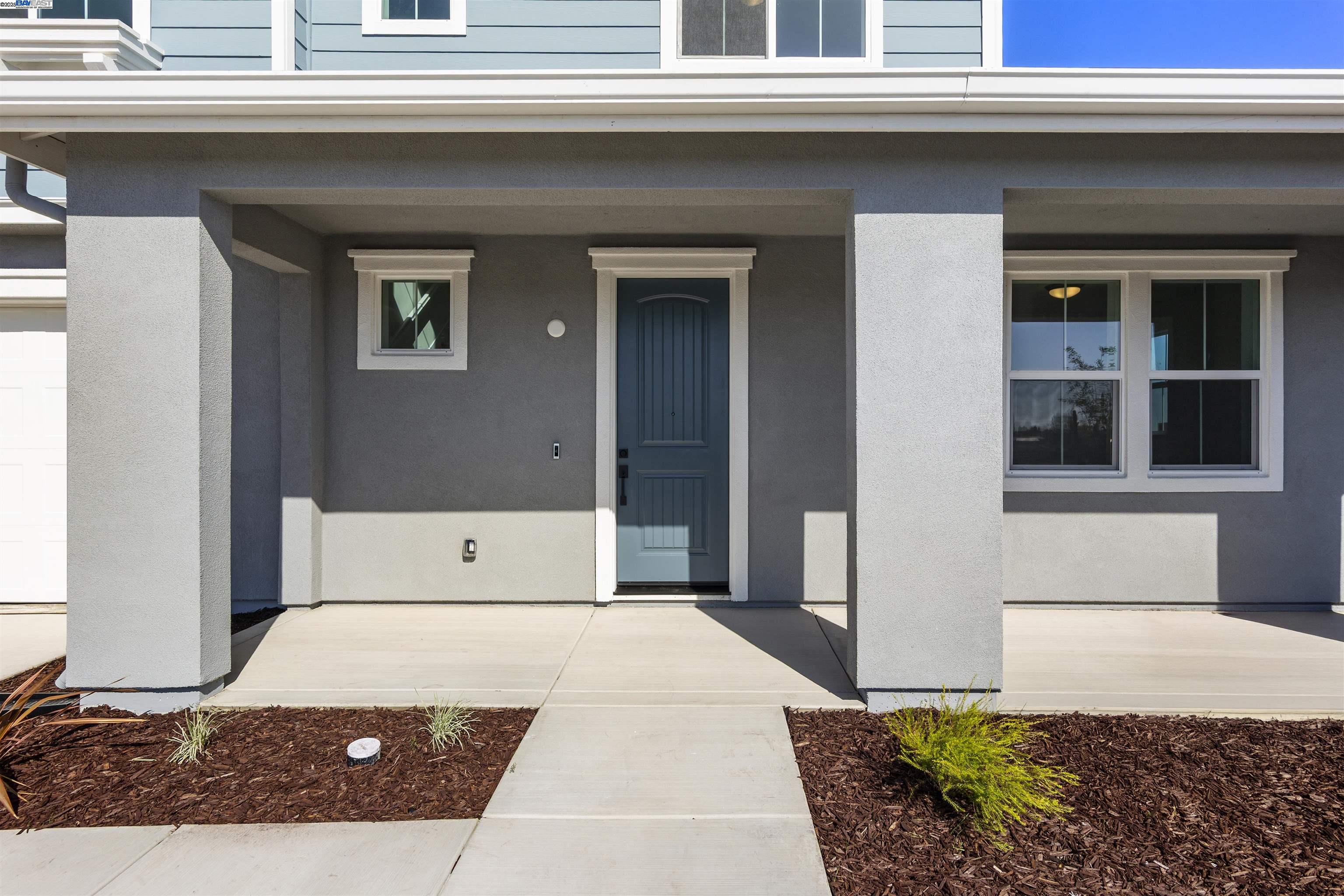 Detail Gallery Image 3 of 35 For 3641 Delta Coves Drive, Bethel Island,  CA 94511 - 5 Beds | 3 Baths