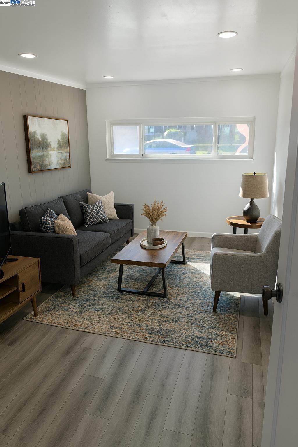 Detail Gallery Image 12 of 25 For 808 Martin Blvd, San Leandro,  CA 94577 - 2 Beds | 1 Baths