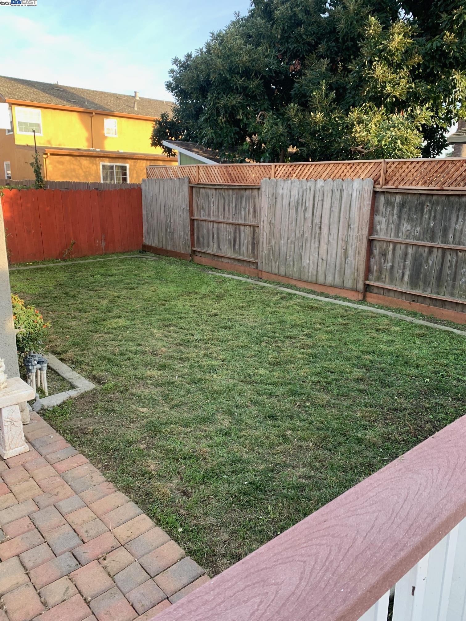 Detail Gallery Image 19 of 25 For 808 Martin Blvd, San Leandro,  CA 94577 - 2 Beds | 1 Baths